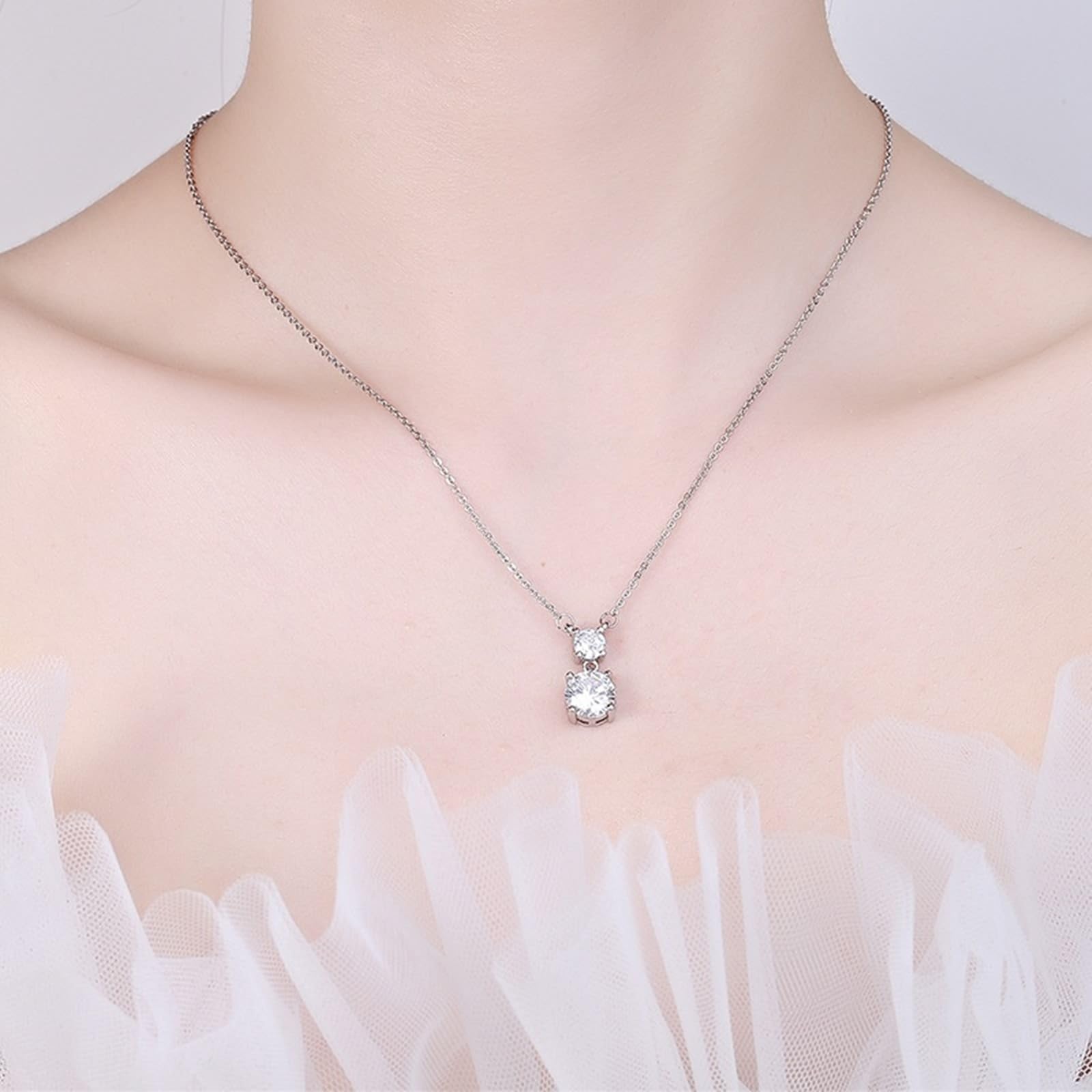 Daesar Naszyjniki z białego złota 750 18K kobiety, 4-punktowy okrągły diament syntetyczny naszyjnik podwójny biały złoto, długość 45 cm