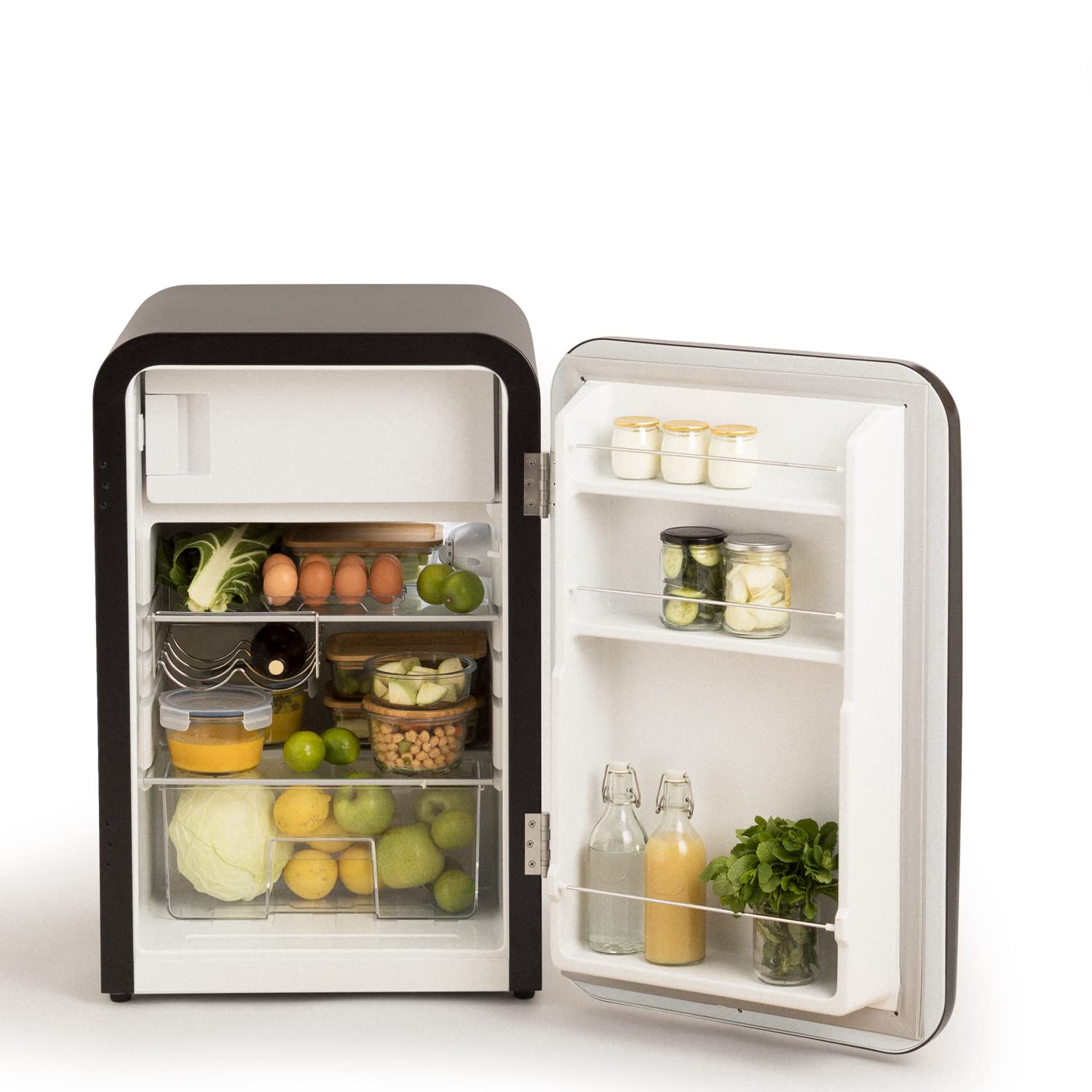 CREATE / RETRO FRIDGE 83.5 GOLD/Frigorífico negro maneta oro / 98W. bajo consumo. 2 estantes. regulador temperatura. botellero. 56x54x84cm