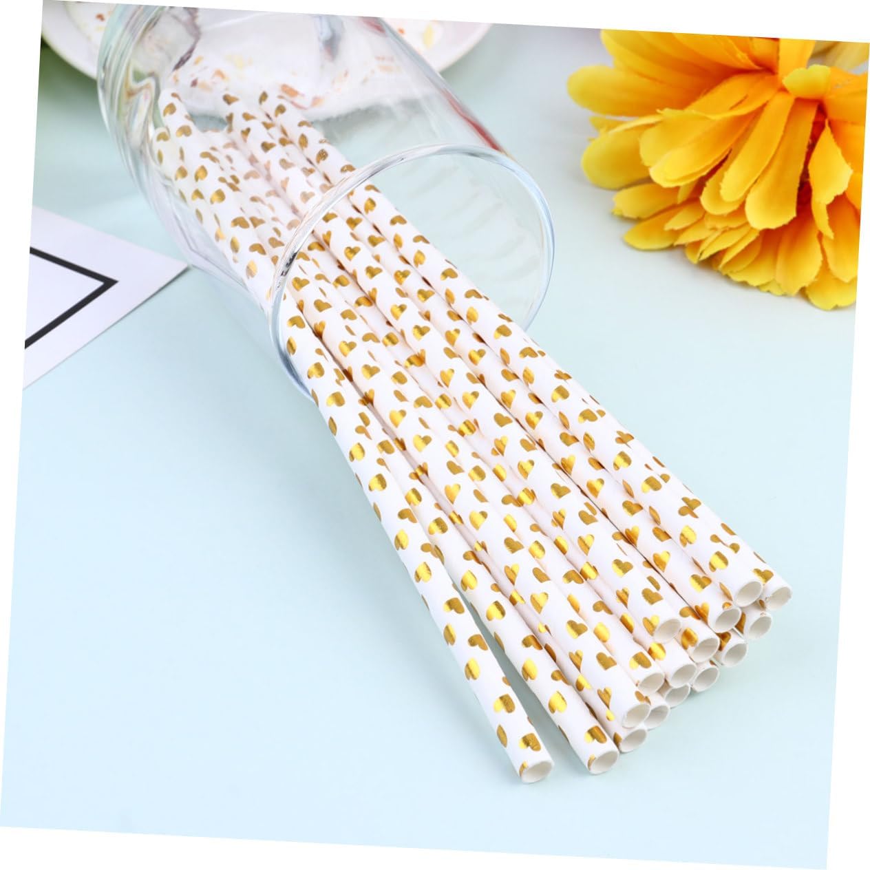 100pcs Gold Stamping Heart Paper Straws Disposable Creative Party Drinking Straws for Birthday Weddings Anniversaries Smoothies Coffee Tea