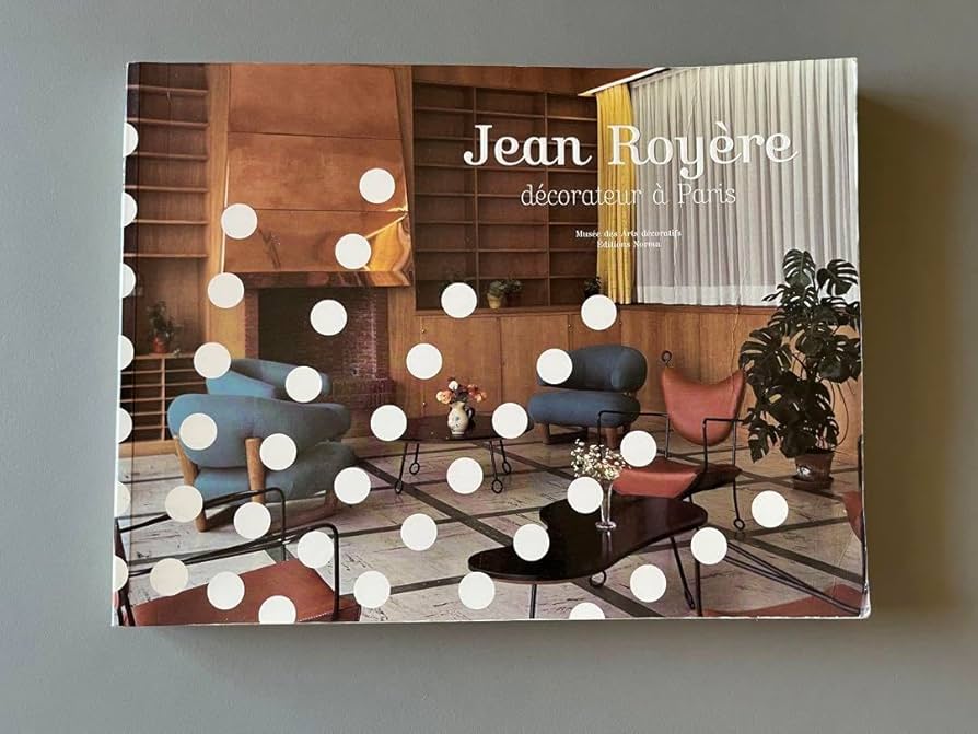 Jean Royere ジャンロワイエ　decorateur a Paris Amazon.co.jp: Jean Royere ジャンロワイエ decorateur a Paris