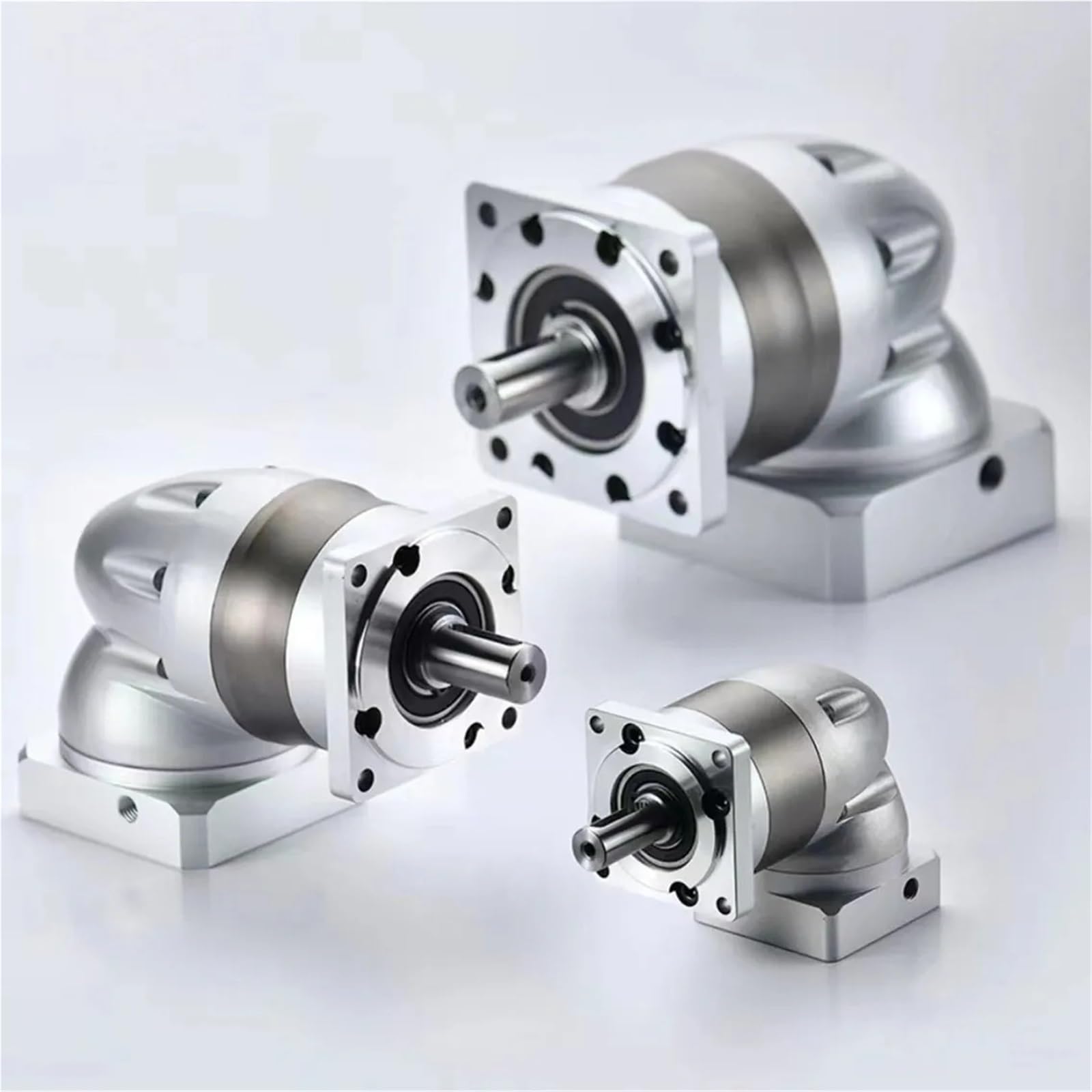 Silnik reduktora przekładni 90 stopni, niski poziom hałasu, przekładnia kątowa, precyzyjna planetarna, dla 400 W Servo Ratio 70 (wejście 14 mm (serwo), stosunek 50)