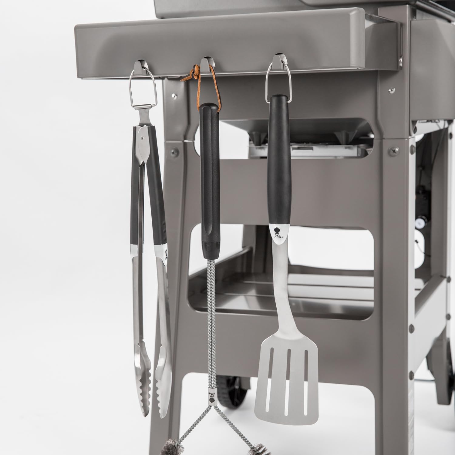 Weber Spirit II E-210 GBS Barbecue a Gas, 2 Bruciatori, Griglia di Cottura 51 x 46 cm, Termometro sul Coperchio, Ripiano Laterale Sinistro Laterali Ripiegabile, 4 Ruote, Nero/Grigio