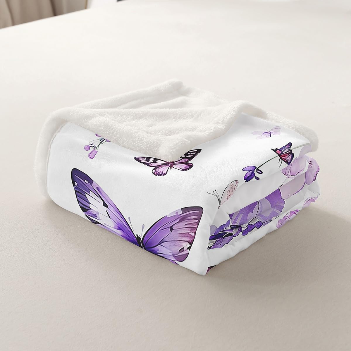 Feelyou Flying Butterfly Fleece Throw Blanket Violet Flowers Sherpa Blanket for Kids Boys Girls Purple Butterfly Plush Blanket Butterfly Farmhouse Fuzzy Blanket for Sofa Bed Couch,Queen 90x90 Inches