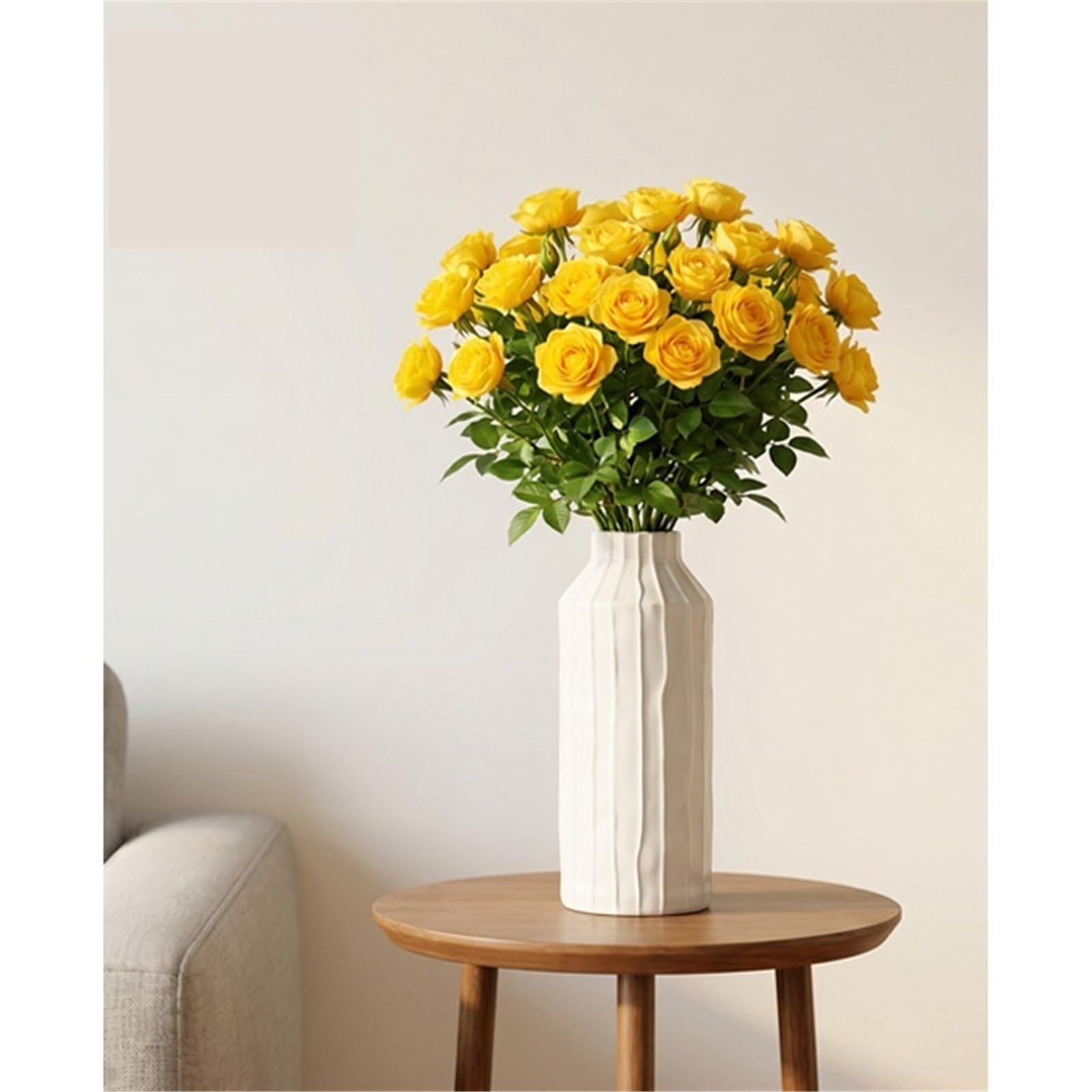 Minimalistyczny biały żebrowany wazon ceramiczny o wysokości 34 cm stół