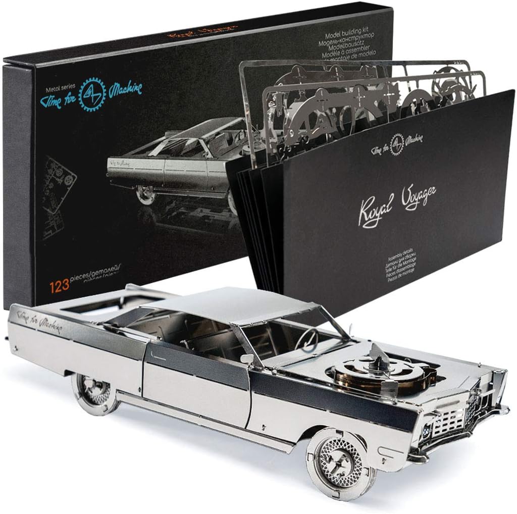 Model Car Kit - 3D Model kit Royal Voyager - Moving Wind-Up Retro Car Model | 3D Puzzle for Adults - Metal DIY Kit | Beautiful Metal Model Car Collectible | DIY Construction Set of a Vintage Car