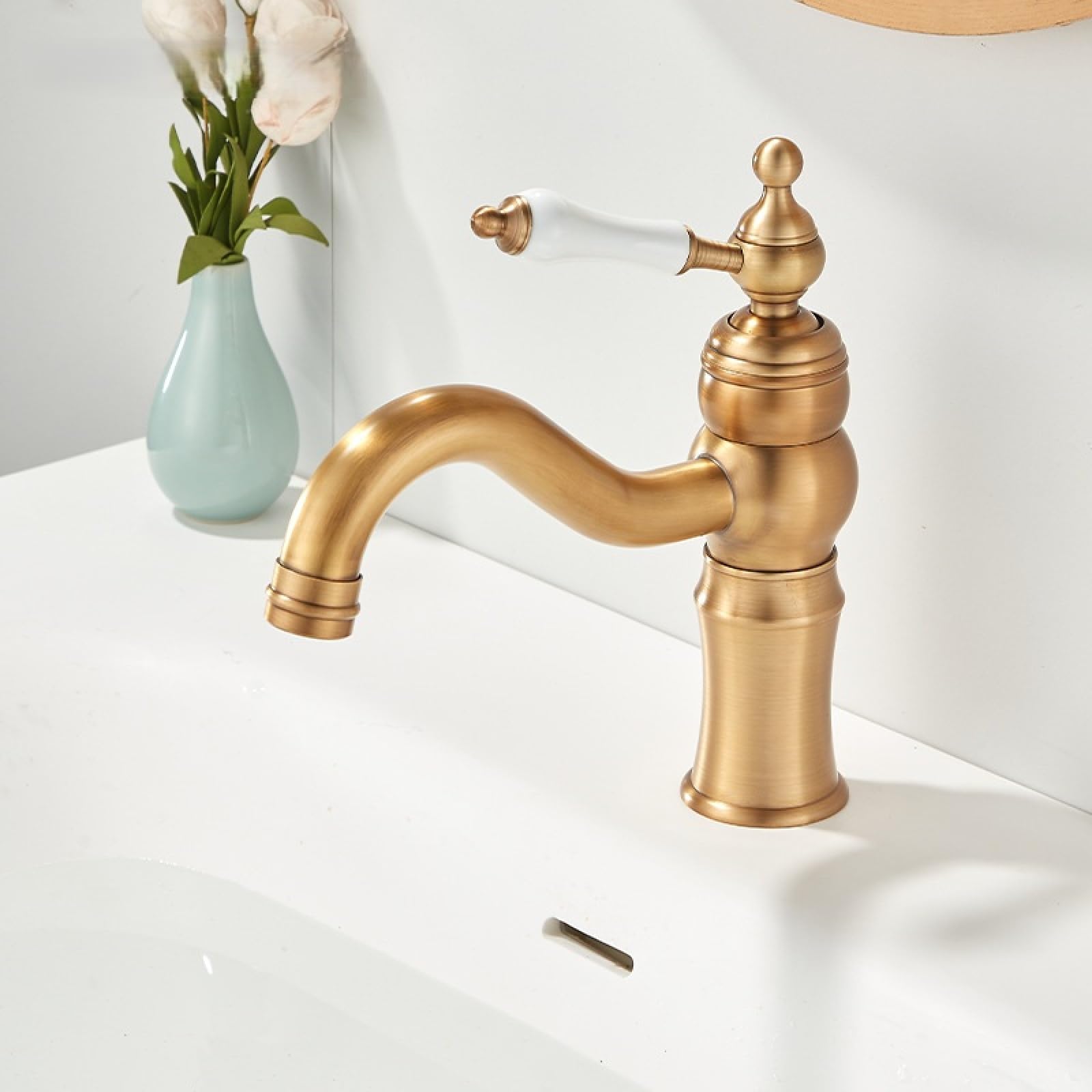 Fanjubei Antique-Style Ceramic Handle Style Bathroom Washbasin, Brass Hot And Cold Basin Faucet, Antique Ceramic Handle Style