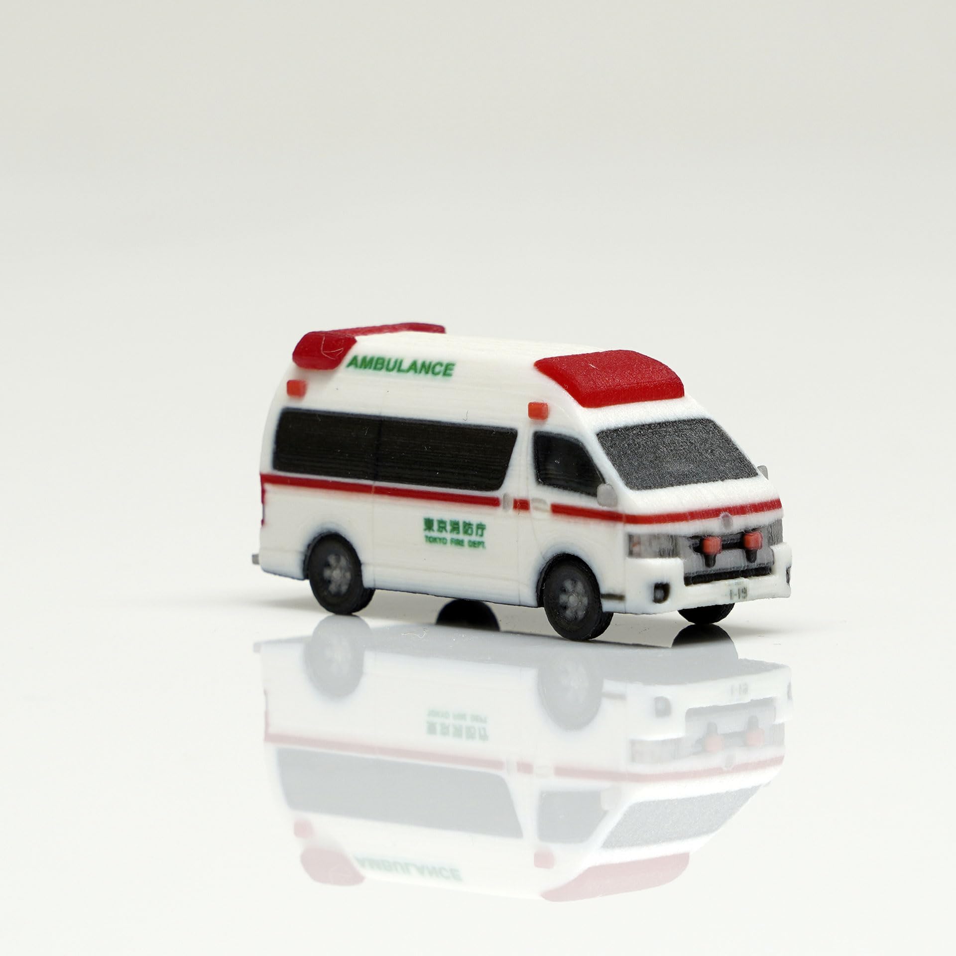 Amazon | M150-00043 modeleal 1/150 救急車A 彩色済み | 鉄道模型 通販