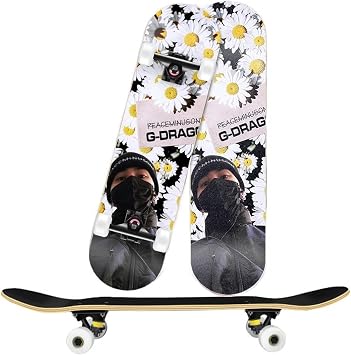 Skateboard Complete / Skateboard Complete / Maple Deck Skateboard Set Maple Deck Skateboard Set Skateboard Complete Double-Sided Pattern Skateboard Complete 7.5 x 31 Inches Competition Specs for