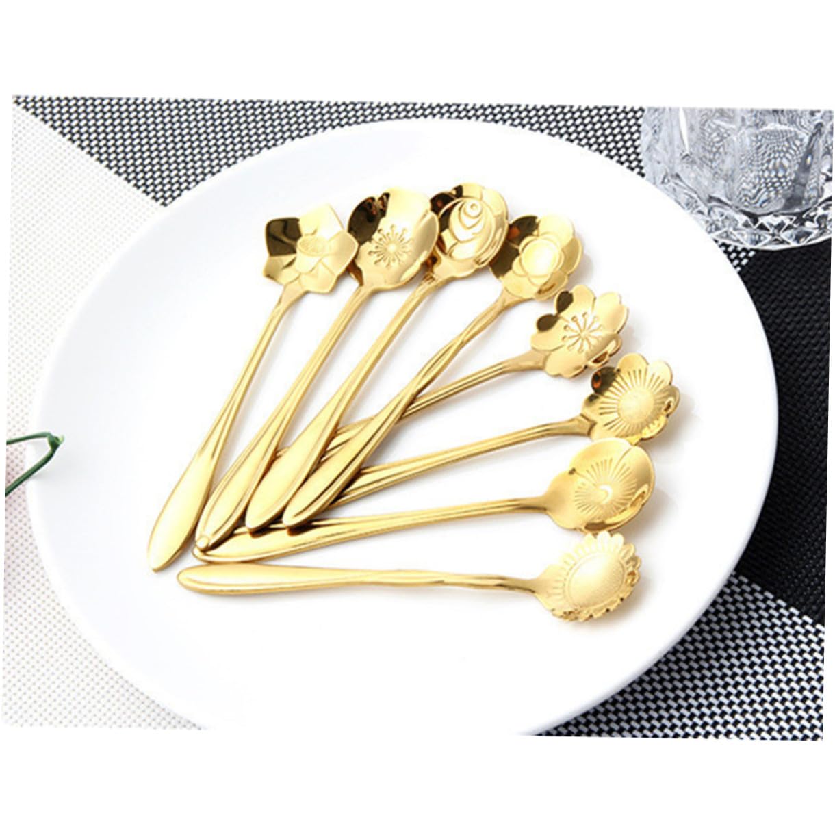 Cabilock Juego De 3 Cucharas Metálicas Surtidas Con Forma De Flor Resistentes Para Servir Postres Café Y Té Para El Hogar Y Para Regalar (8 Unidades)