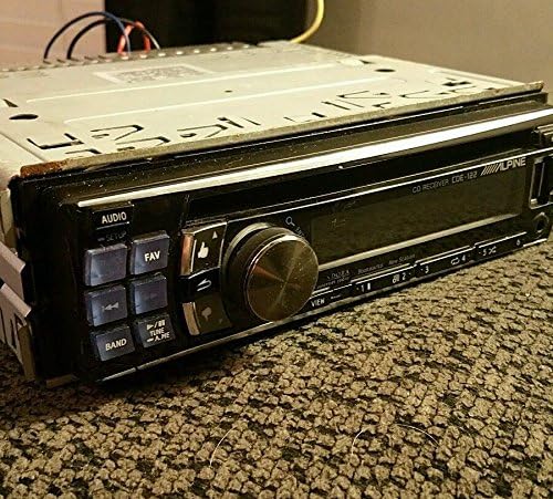 Alpine CDE-122 Pandora MP3 WMA USB Auxillary Receiver