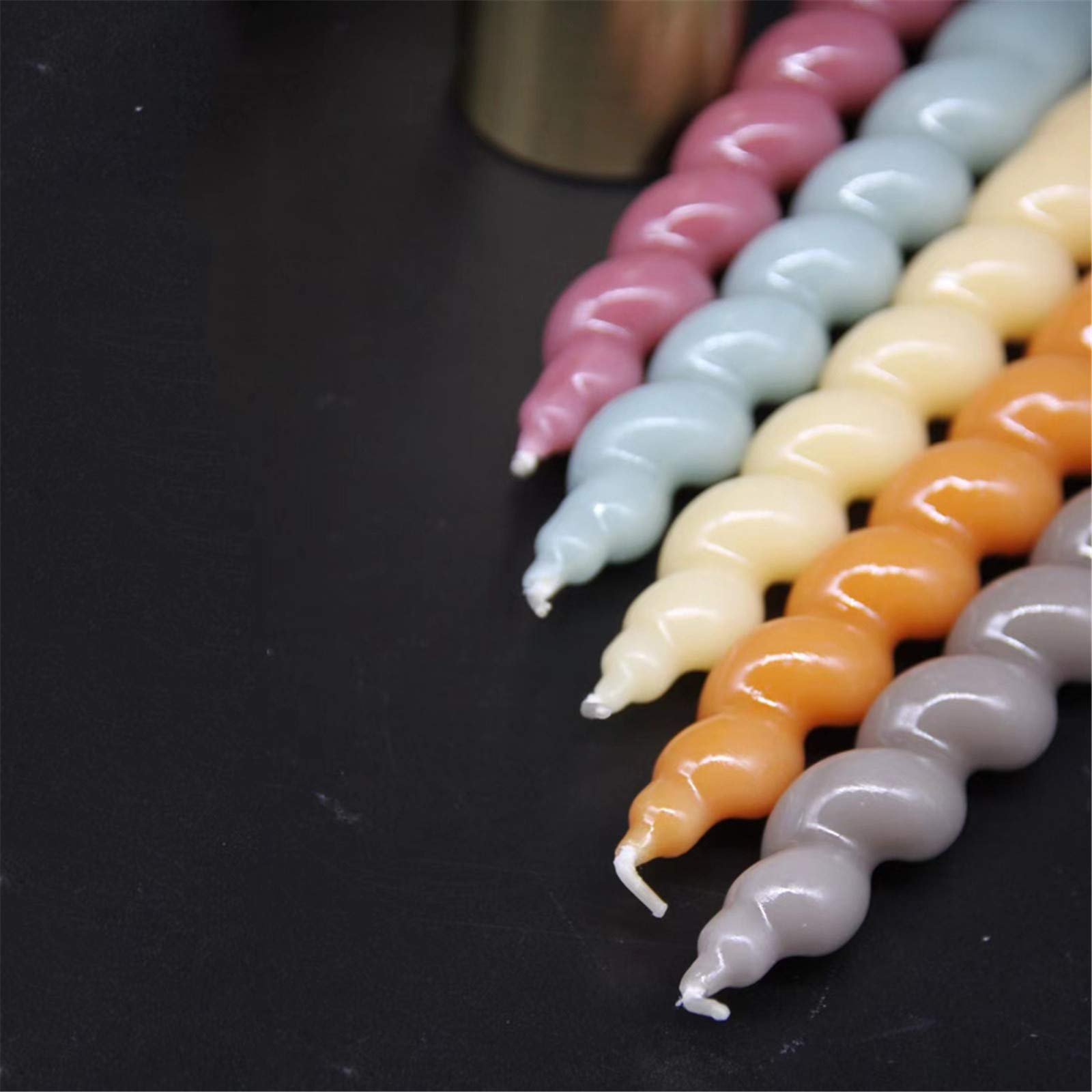 X-D 7.5'' Spiral Taper Candles Smokeless Dinner Traditional Wax Candles for Holiday Household Wedding Party,2 Pack (Cream Yellow)