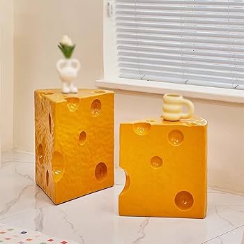 新品 チーズ型サイドテーブル イエロー 黄色 カフェ　キッズ インテリア Amazon｜BEdaW チーズ型のベッドサイドテーブル、リビングルームの