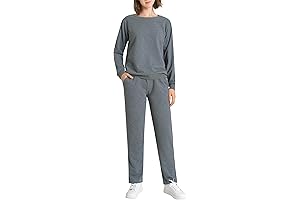 Women's Petite Sweatsuits: Comfort and Style in Perfect Fit