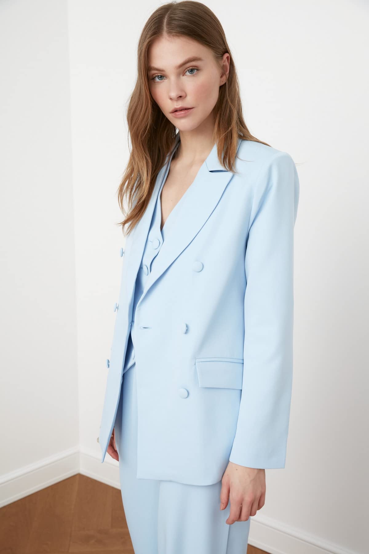 Trendyol Veste Blazer avec Boutons Verts Trendyol Green Button Veste Blazer Détail Vert Femme