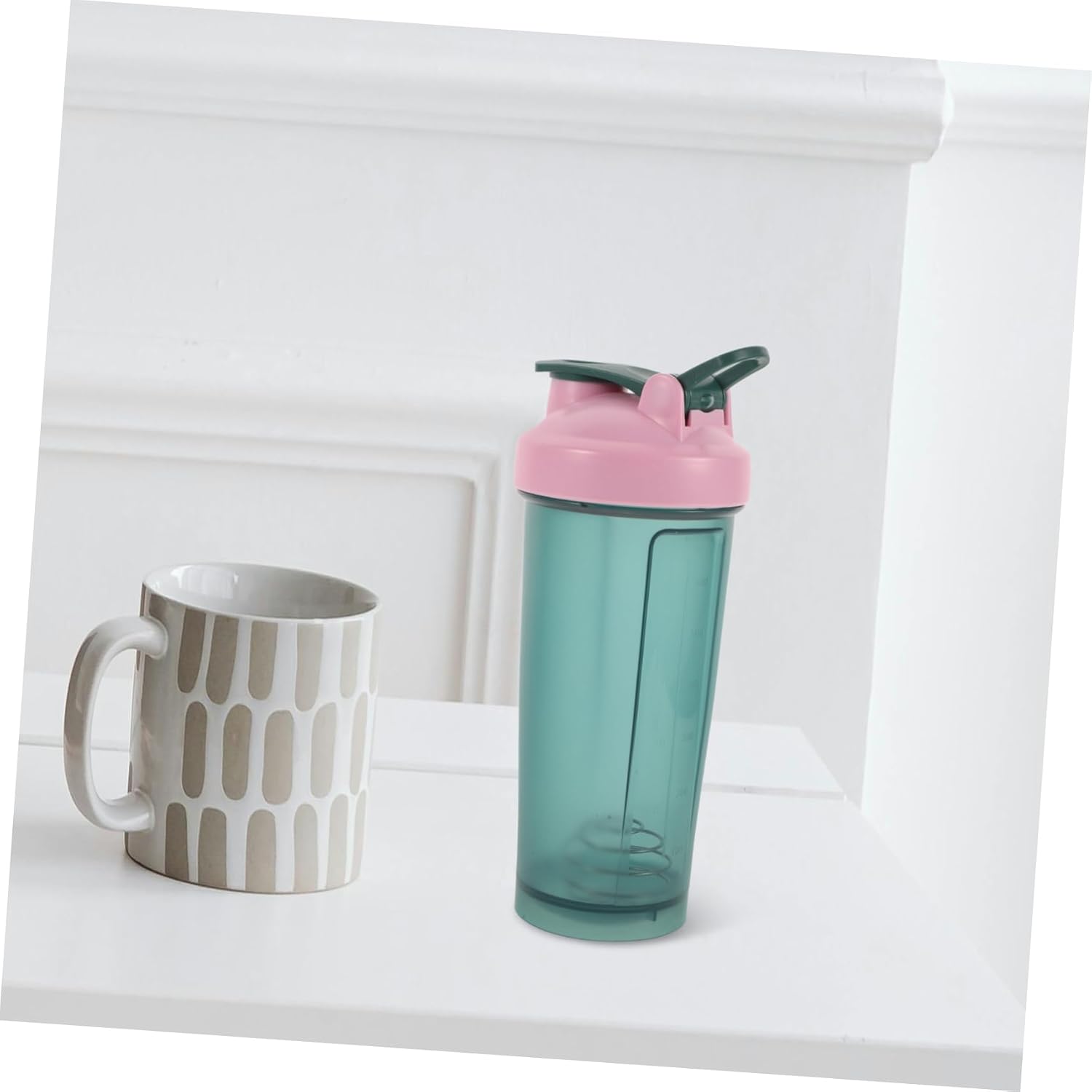 Kisangel Shaker Bottles for Protein Portable Whisk for Travel Gym Workouts Shaker for Hydration and Easy Cleaning
