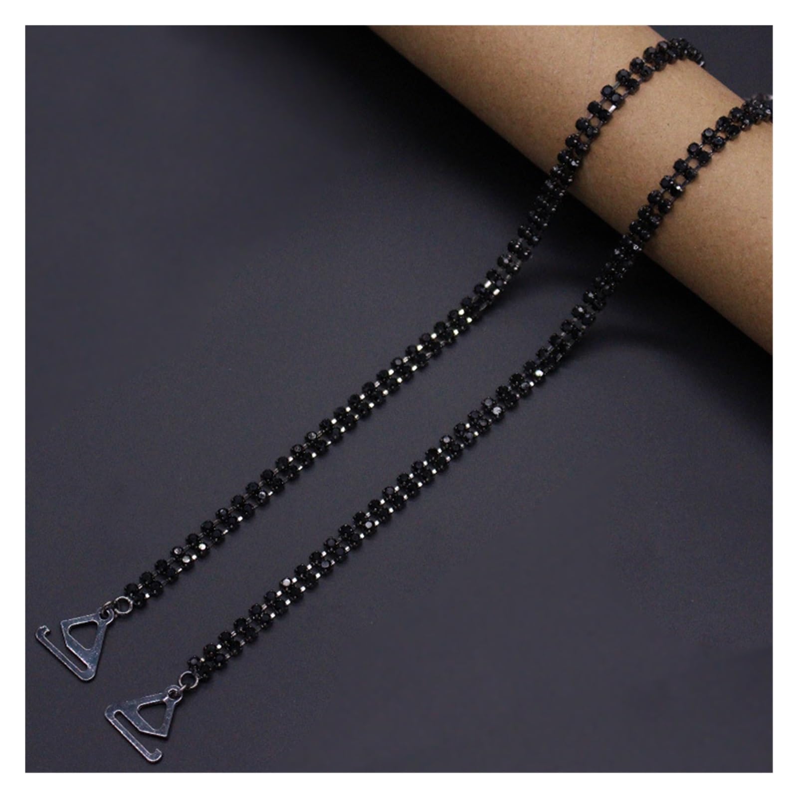 YGMNQAL 1pair Rhinestone Bra Straps Invisible Metal Underwear Strap Non-Slip Shoulder Adjustable Lingerie Brassiere Holder Accessories(Black,2.2cm)