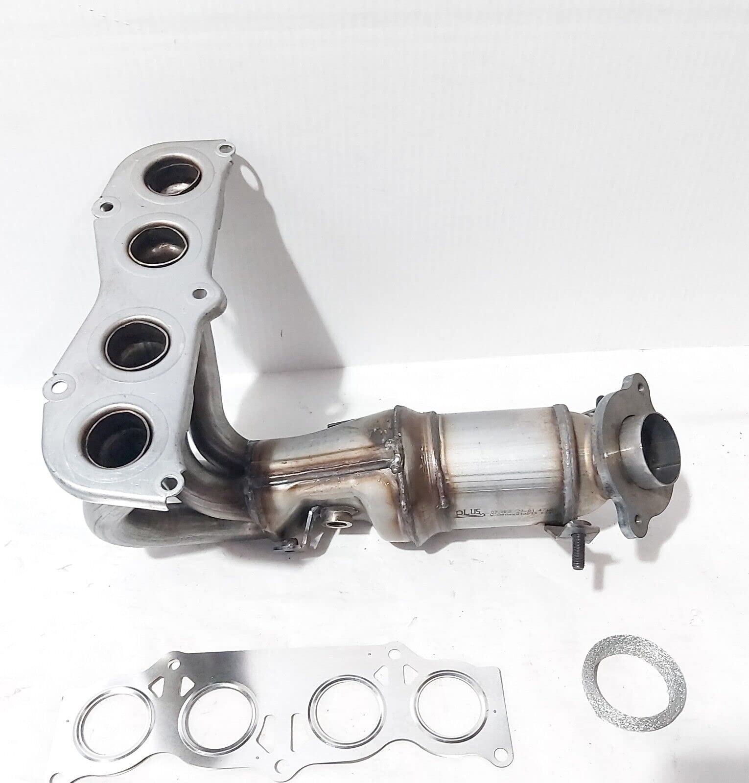 PULCHERFLOW Front Catalytic Converter Compatible with 2005-2006 Scion tC / 2004-2005 Toyota Rav4 Exhaust Manifold High Performance (EPA Compliant)