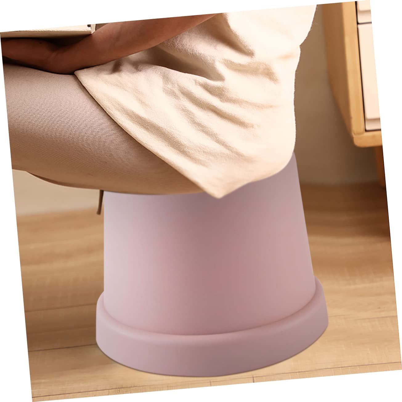 Sgabello Antiscivolo Per Ragazzo Ragazza Plastica Sgabello Da Sedere Leggero e Impilabile Design Compatto Per Bagno e Cucina Resistente e Stabile