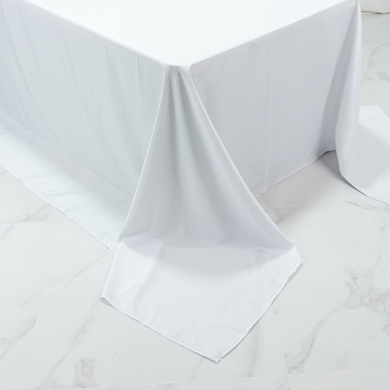 Efavormart Polyester Rectangular King Tablecloth – 108" x 156" Extra-Wide White, Wrinkle-Resistant Banquet Linen for Catering, Events & 8ft Tables