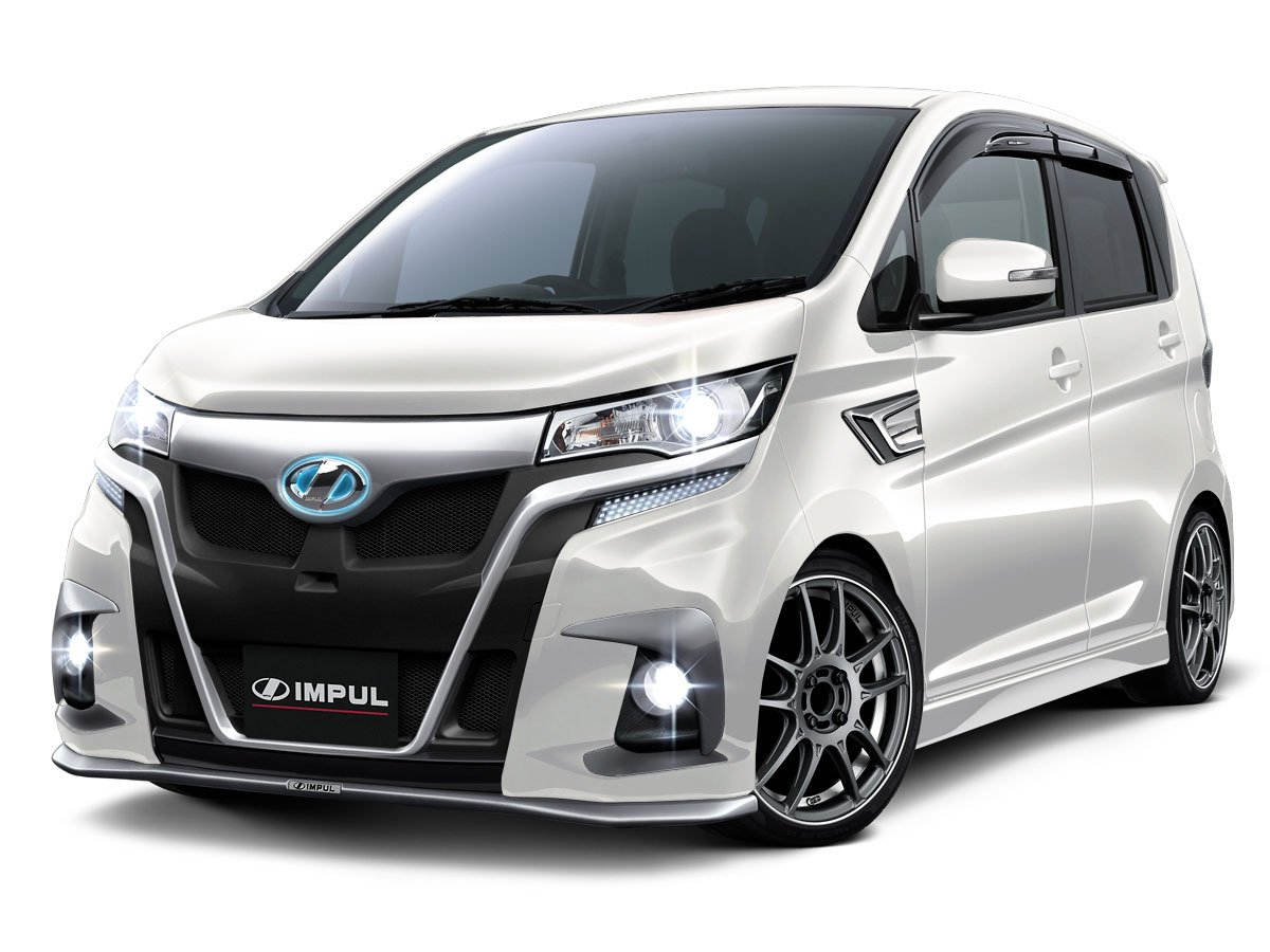 インパル リアゲートパネル 日産B21Wデイズハイウェイスター シルバー