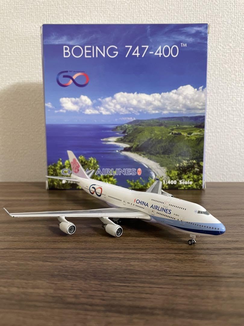 Amazon.co.jp: チャイナエアラインB747-400 60周年塗装 JC製 1/400