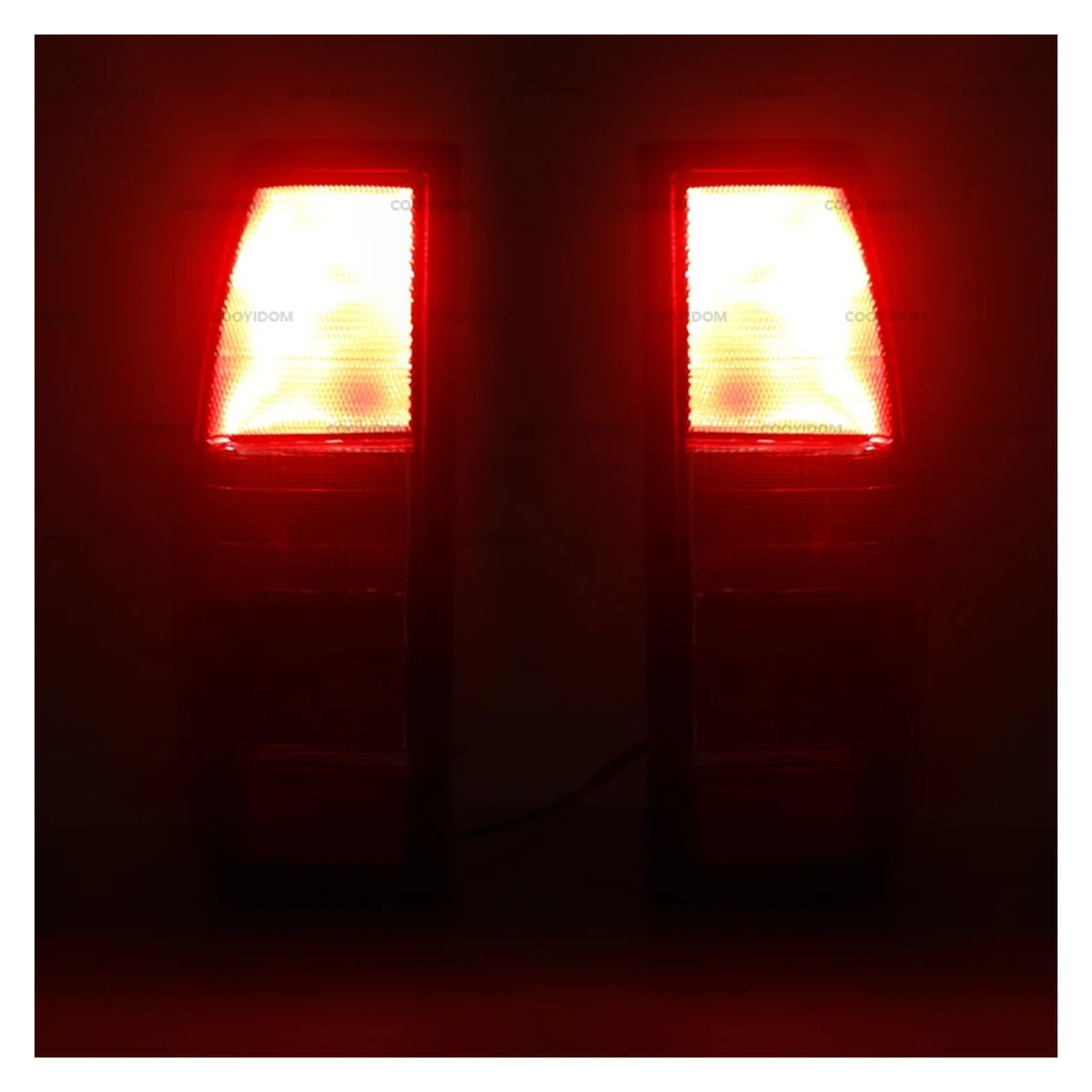 Feux Arrière Droit Nissan Navara D22 DX ST ST-R 1997-2015 RLN026-EU-R - Feu Stop LED Haute Luminosité Anti-Buée