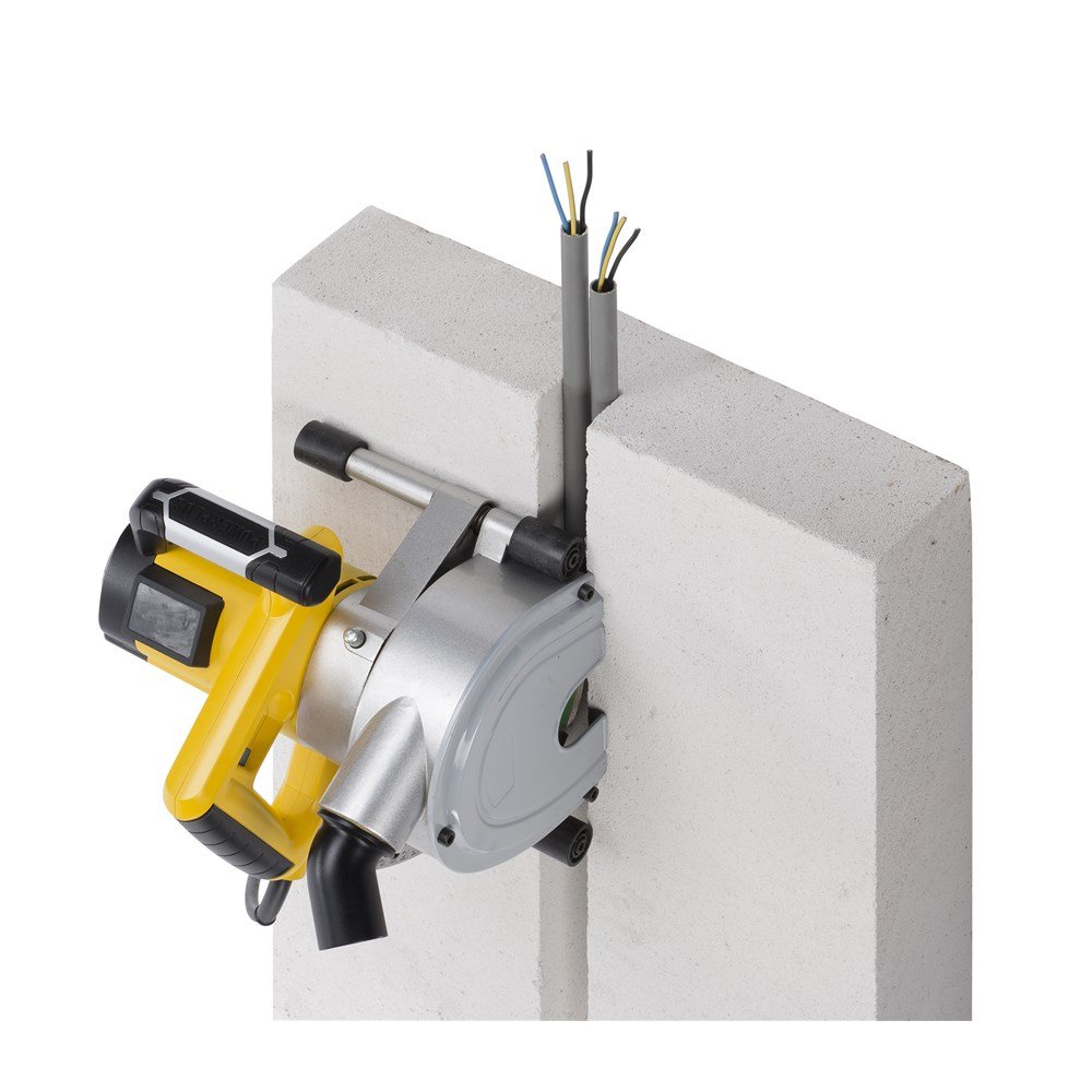 Powerplus POWX0650 - Ranura para pared (150 mm, 1800 W, incluye 2 discos de corte de diamante y estuche, ideal para hormigón, mampostería, paredes de azulejos, suelos