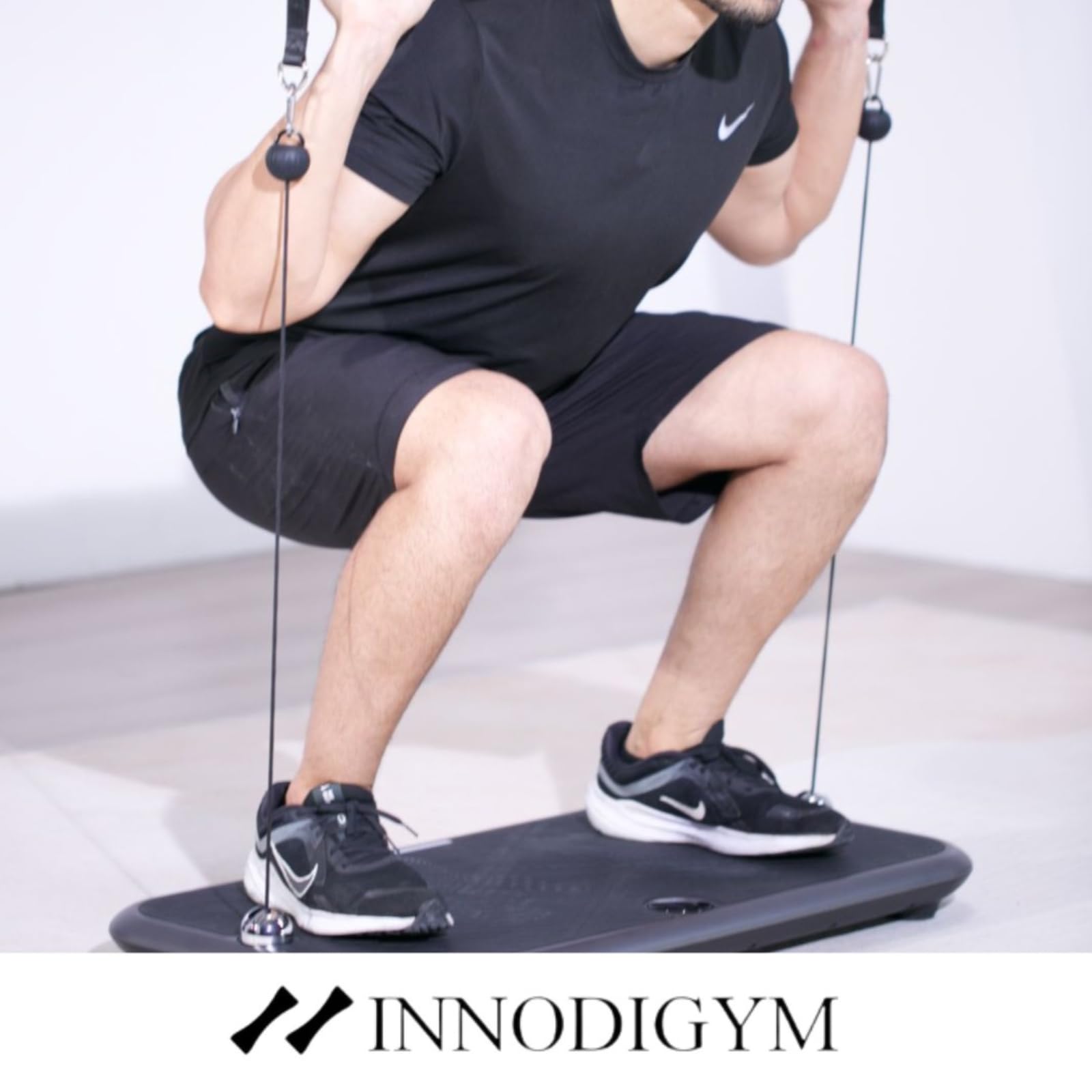 Personal Gym Max, Soluzione di Allenamento con Resistenza Regolabile Fino a 150 Kg, Forza Digitale Regolabile, con App Intelligente e 4 Modalità Diverse di Resistenza