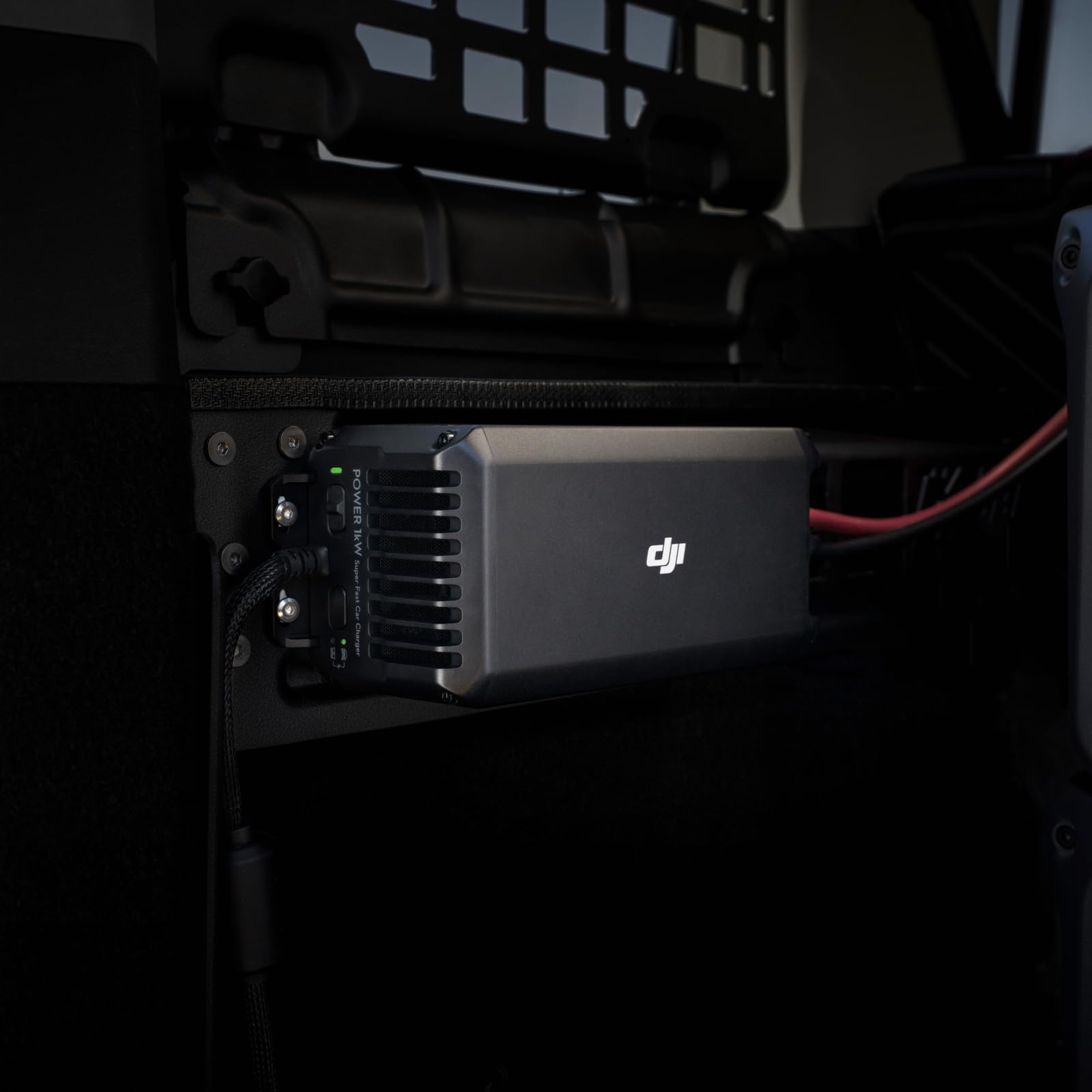 Chargeur Super Rapide pour véhicule de 1 KW DJI Power