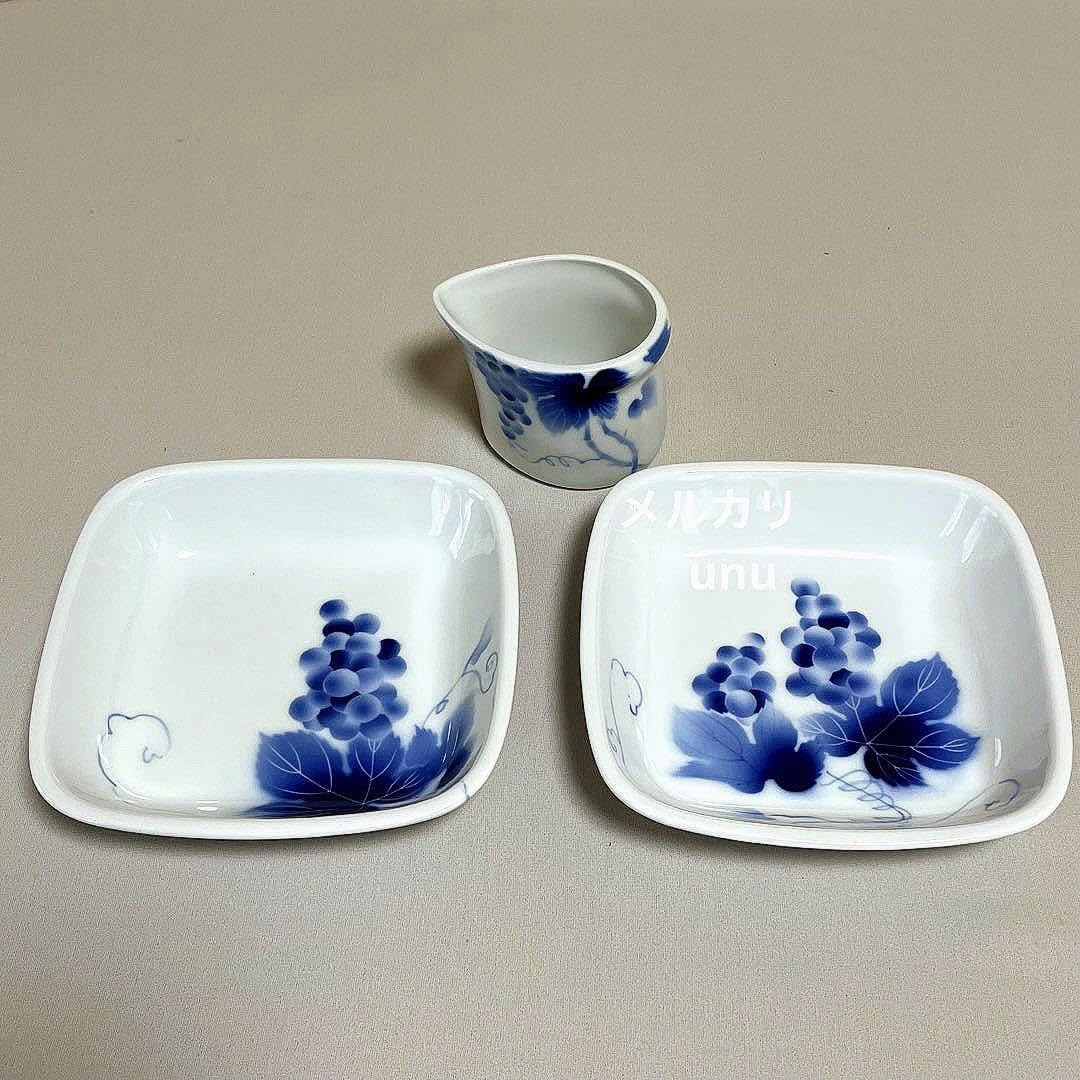 深川製磁 ブルーワイナリー 角皿 2枚セット Amazon.co.jp: ノーブランド品深川製磁ブルーワイナリーペア角