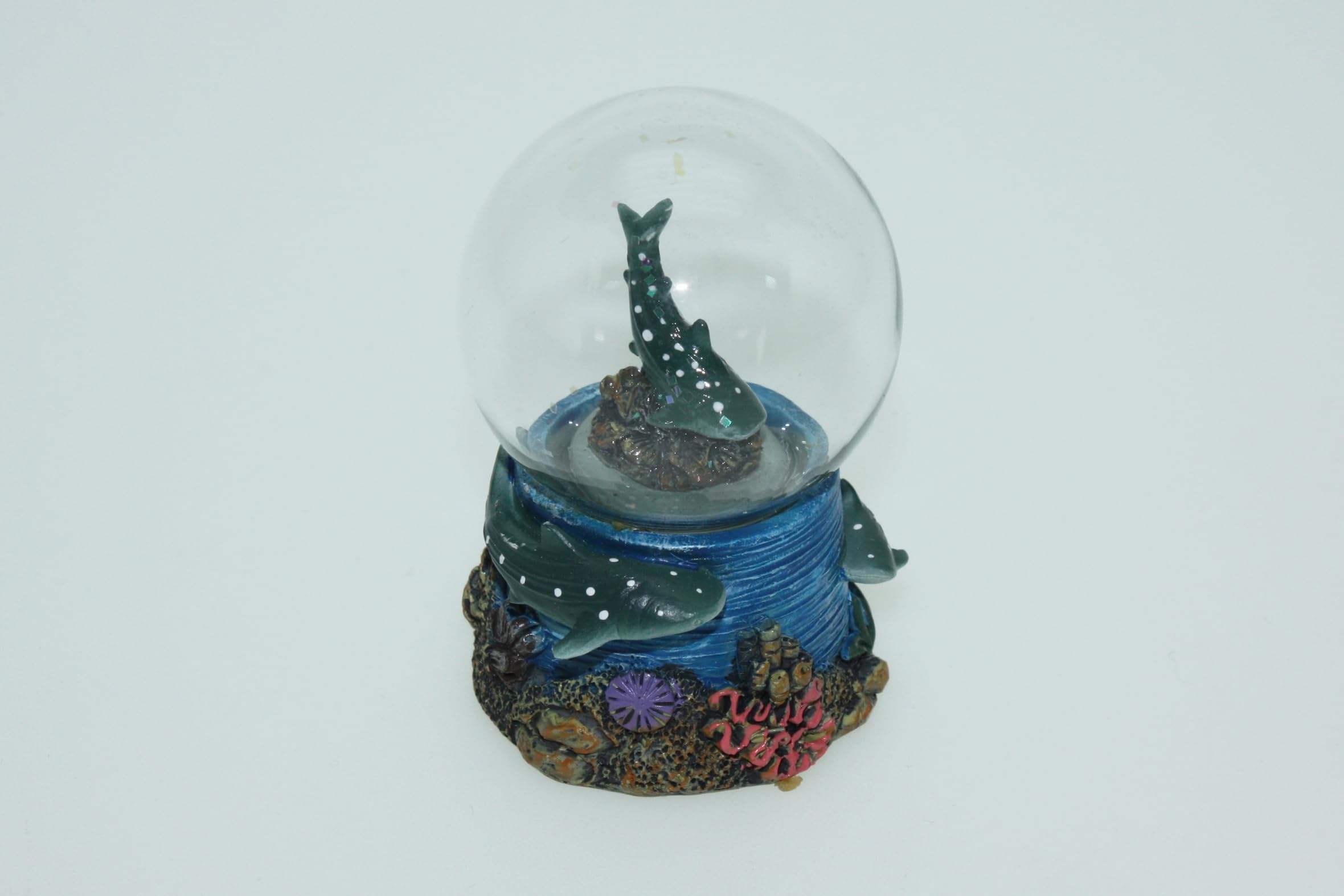 Cornelißen Multicolor Glitter Ball Whale Shark Height 6.5 Cm Animal Snow Miniature Shaker Glass Ball