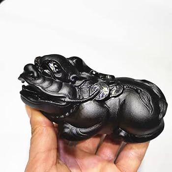 黒曜石の置物 - 自然な模様 Amazon.co.jp: 自家製の装飾のための自然な石の手彫りのPi Xiu黒