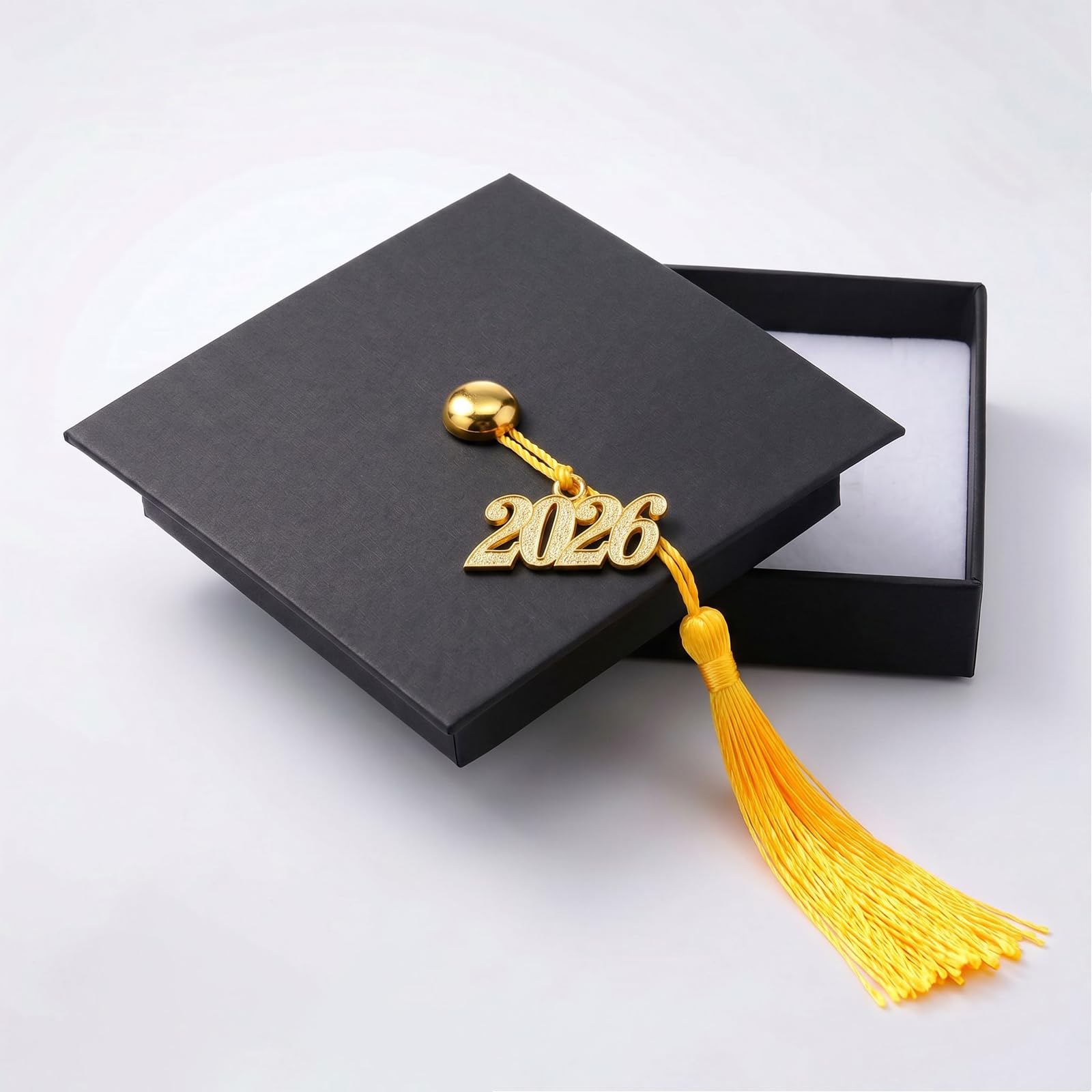 CAMOSE Graduation Small Gifts Box,Class of 2026 Black Graduation Cap Box for Gifts with Gold Tassel& 2026 Charm,Graduation Decorations for Party Favors Supplies
