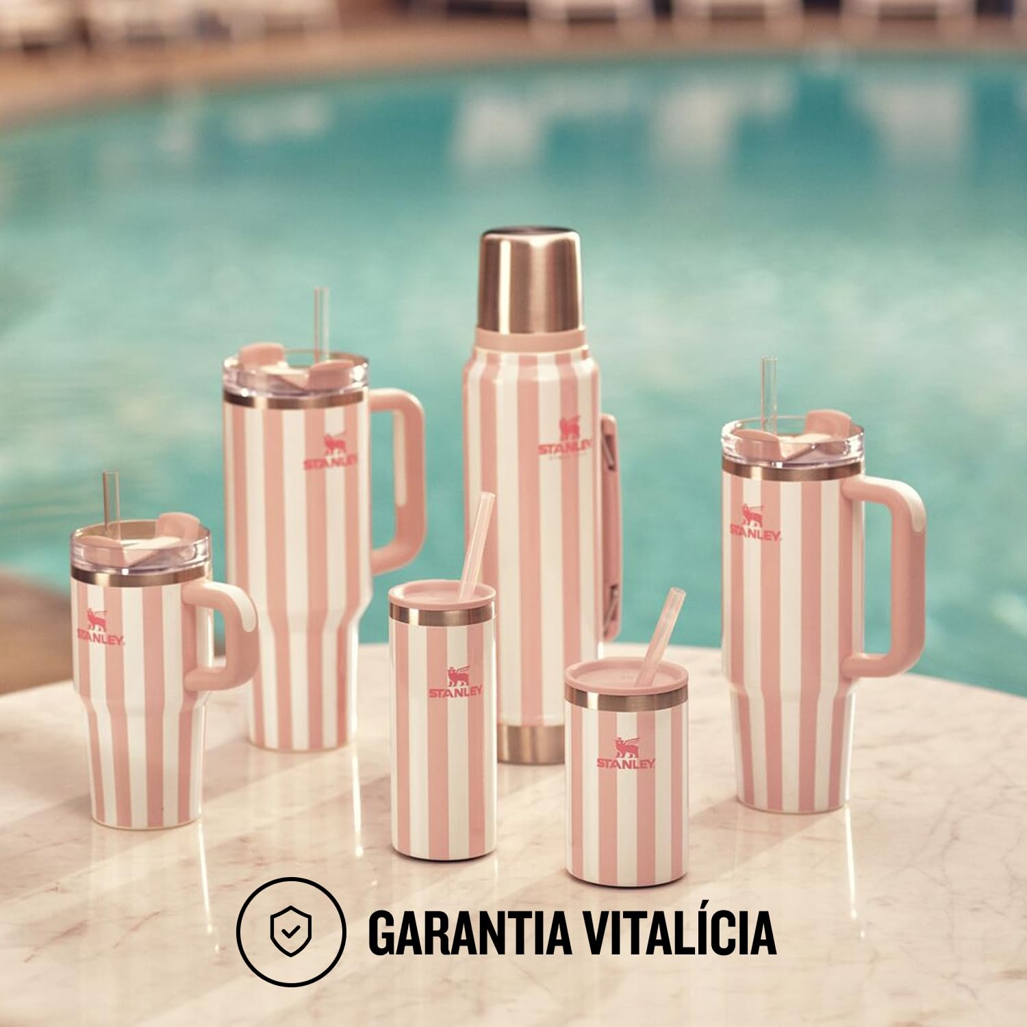 Stanley Can Cooler SlimTérmico Peach Whip Cabana Gloss | 296ml