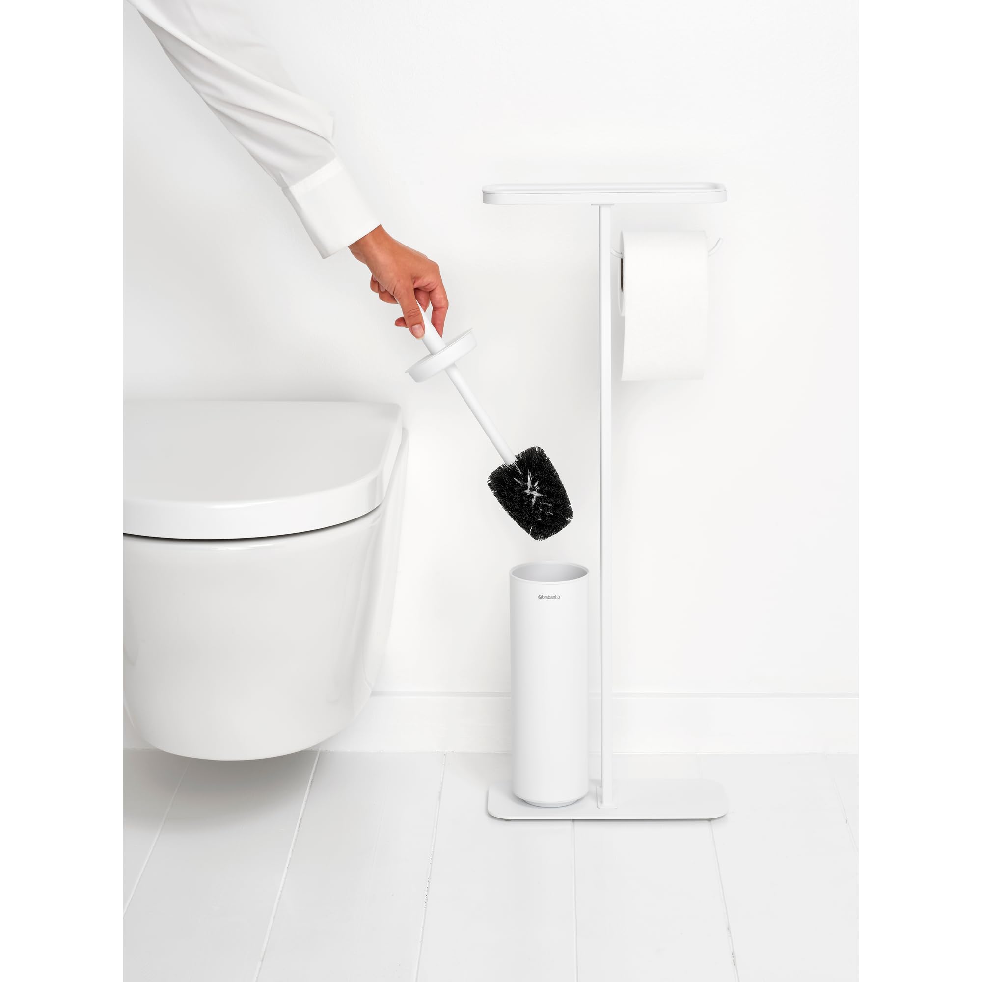 Brabantia - Mindset Mayordomo de Aseo - Estante de Baño, Portarrollos de Papel Higiénico & Escobilla de Inodoro Higiénica - Acero Resistente a la Corrosión - Blanco Fresco - 75,5 x 12,5 x 29 cm