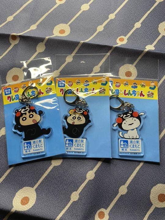 Amazon.co.jp: 道の駅熊本限定 しんちゃん くまモン コラボ アクリル