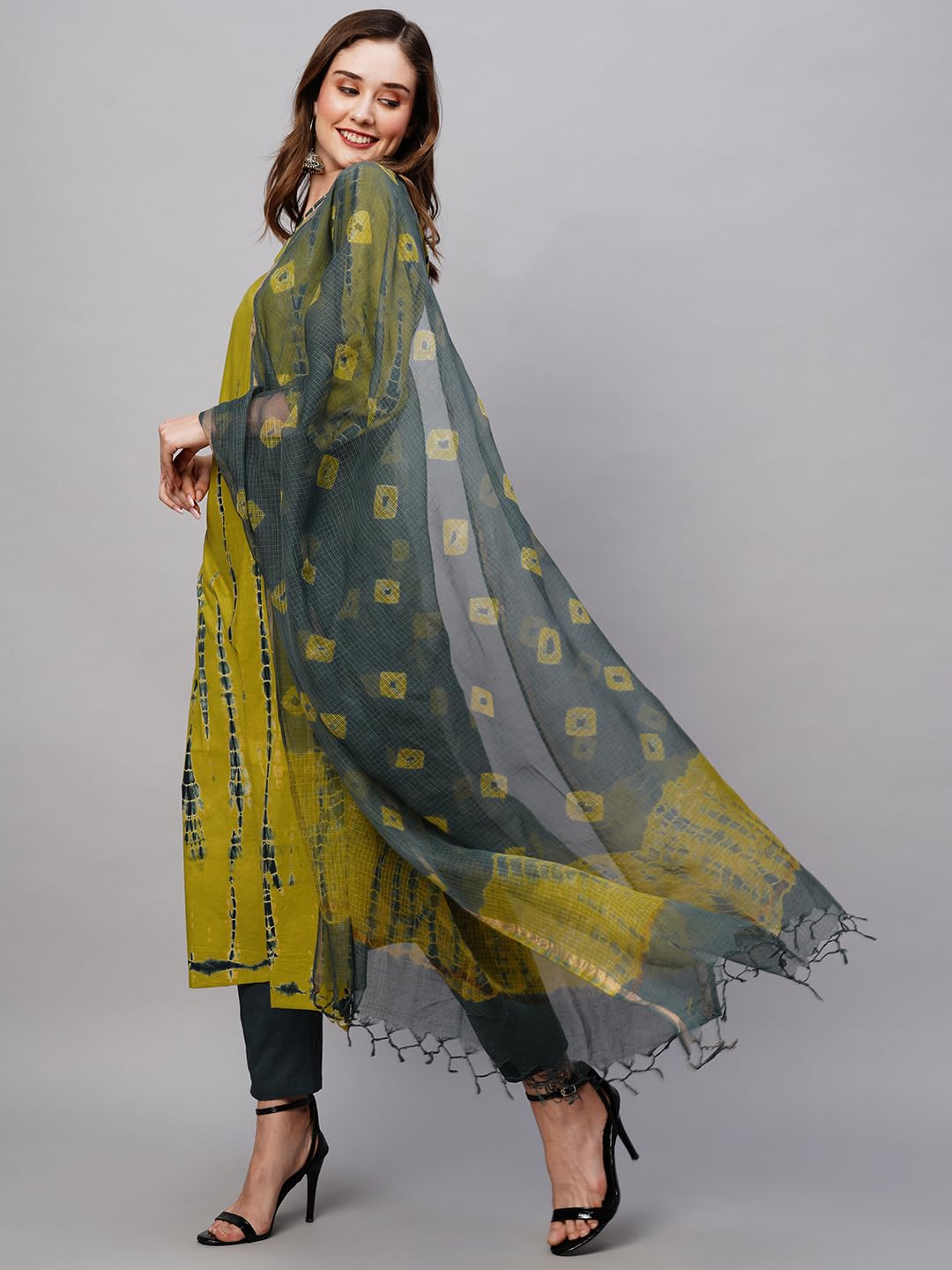 GoSriKi Women's Cotton Blend Straight Printed Kurta with Pant & Dupatta (Bhumi Green-GS_M_Green_Medium) 1