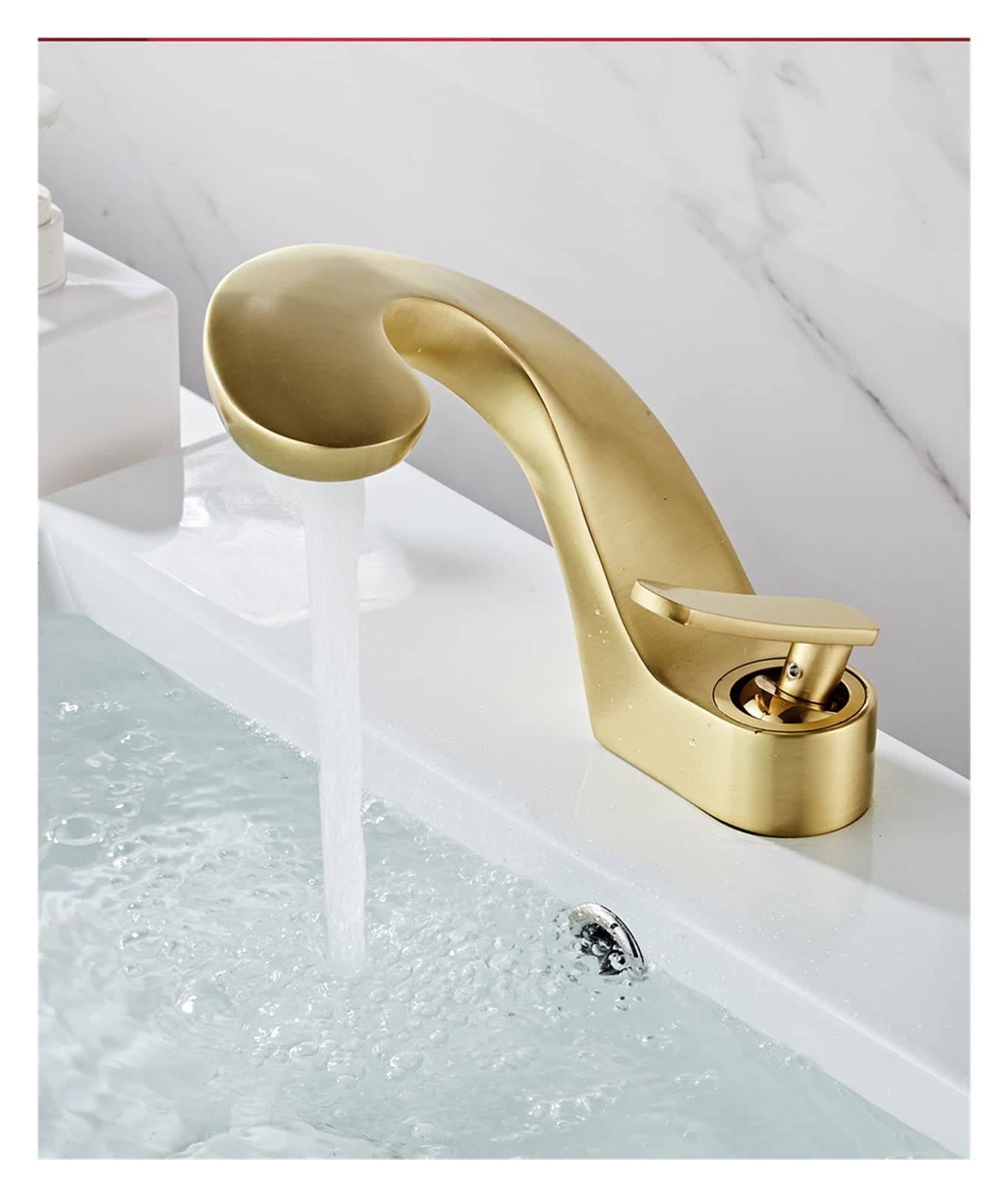 Robinet d'évier de salle de bains or brossé eau chaude et froide