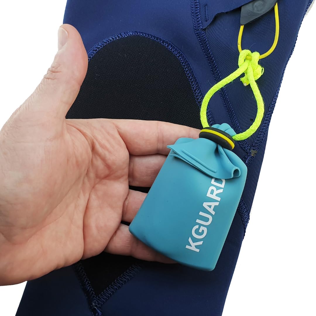 KGuard – Custodia Impermeabile IPX8 (40 m) per Chiavi Auto Elettroniche · 100% Morbida, Compatta e Confortevole · Ideale per Surf, SUP, Kitesurf, Windsurf, Nuoto e Sport Acquatici