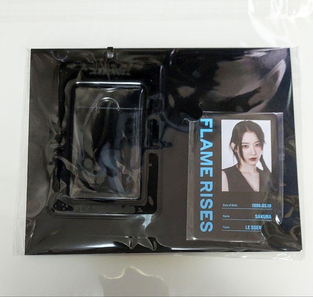 Amazon | Le Sserafim サクラ FLAME RISES ID CARD SET | 名札
