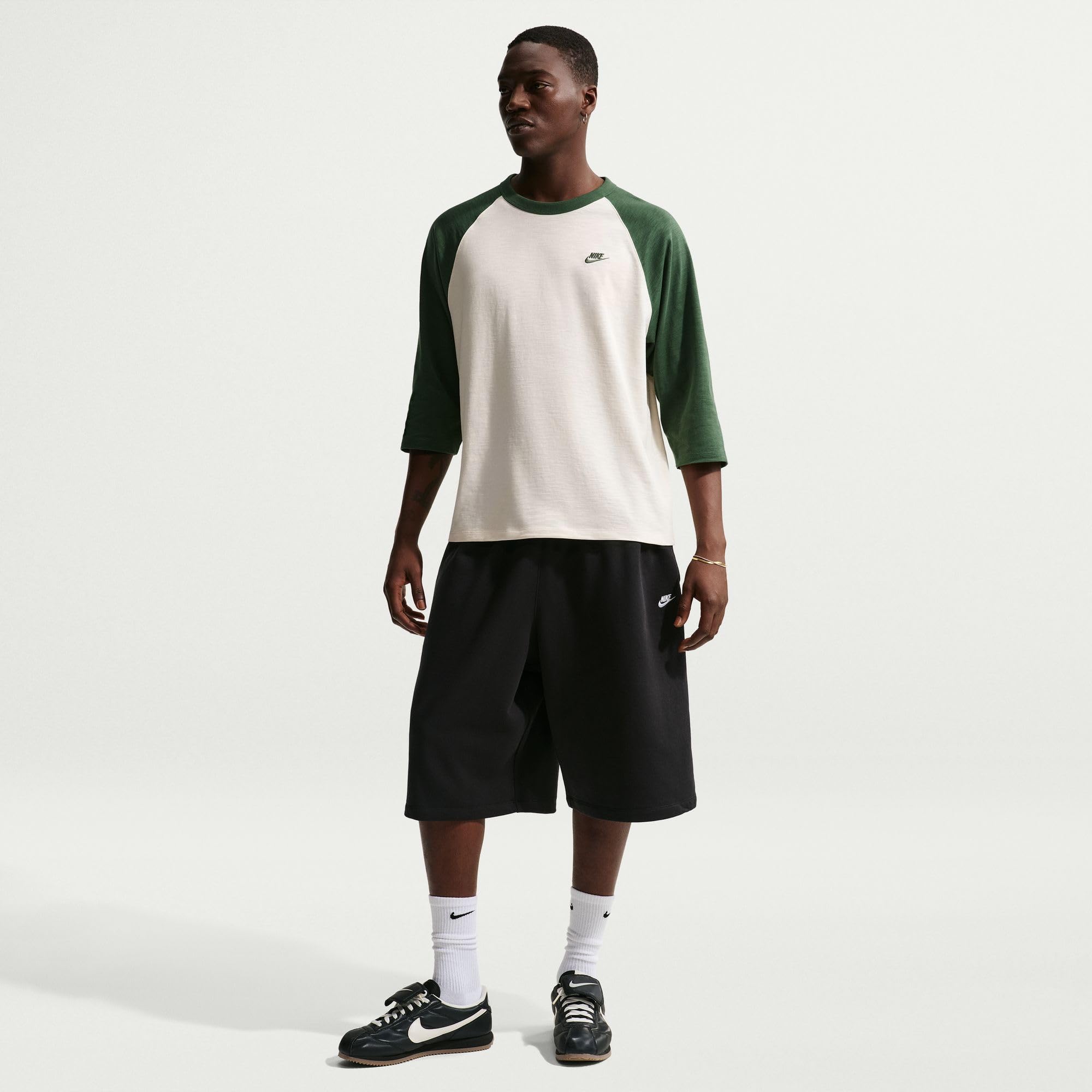 Nike Club Oversize-Shorts aus French Terry für Herren, II5712