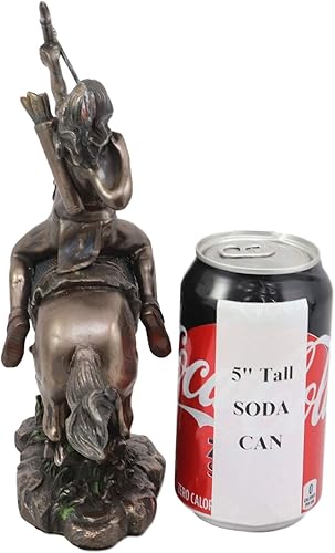 Miniatura 5 de Ebros Tribal Nativo Americano Guerrero jefe indio con tocado de cucaracha de águila en caballo con arco corto y flecha estatua de 10 pulgadas de