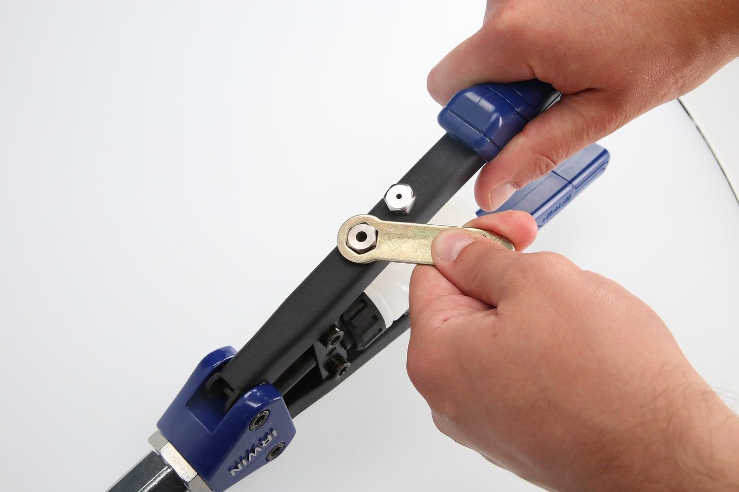 BRILLIANT TOOLS BT066900 Rivettatrice manuale per rivetti con Ø 3,2-4,0-4,8-6,4 mm [Powered by KS TOOLS]
