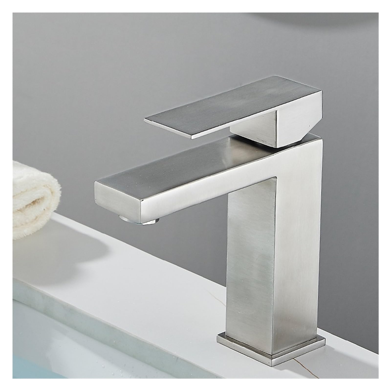 Grifo monomando negro para eliminar salpicaduras y manchas en el lavabo 4