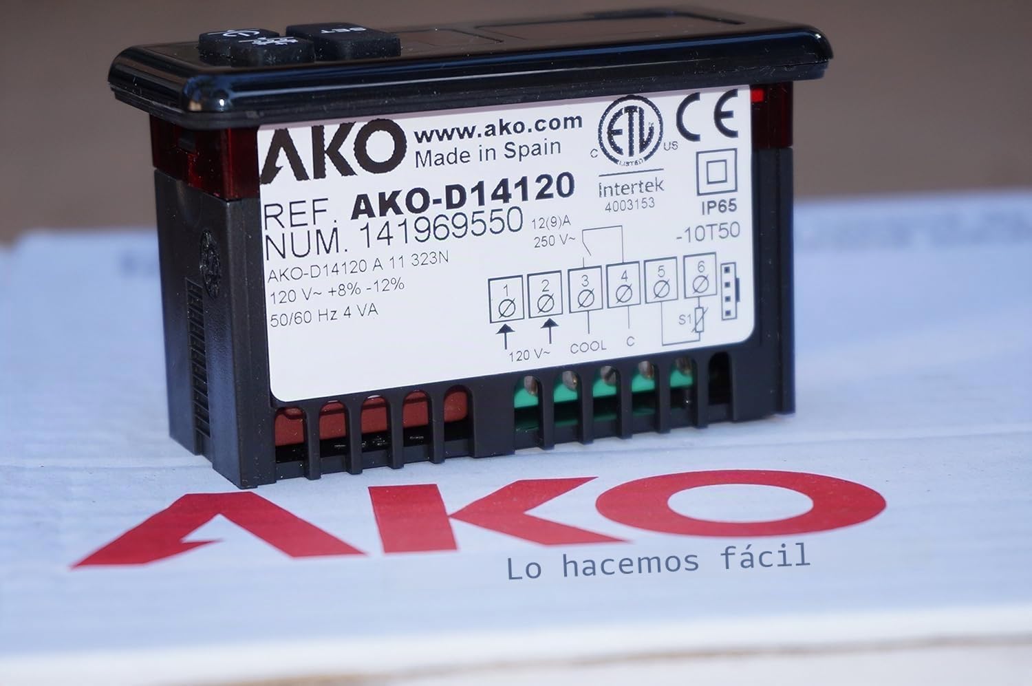Termostato digital AKO-D14323-C
