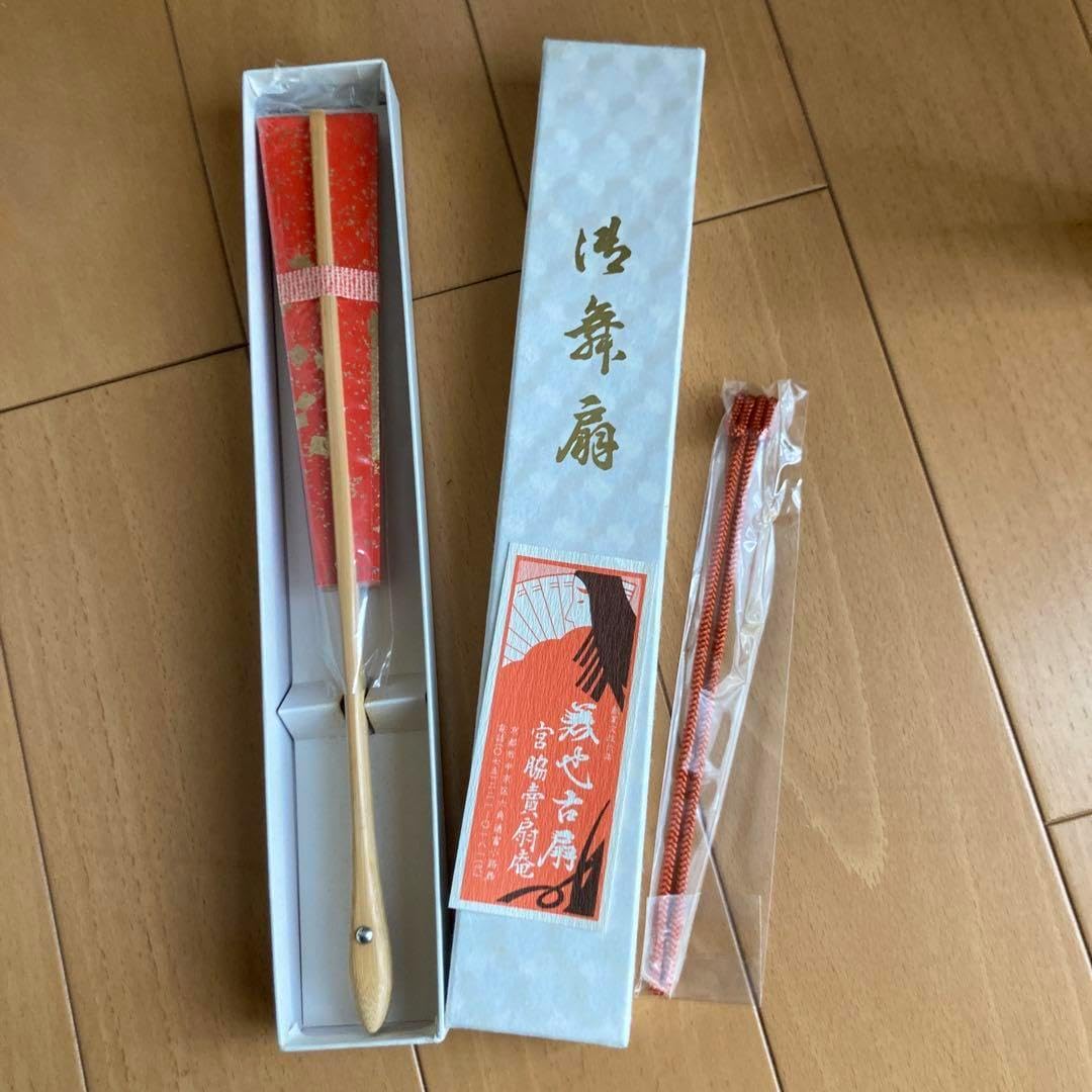 美品】金彩舞扇12本「花の雅び十二ヶ月」専用箱付