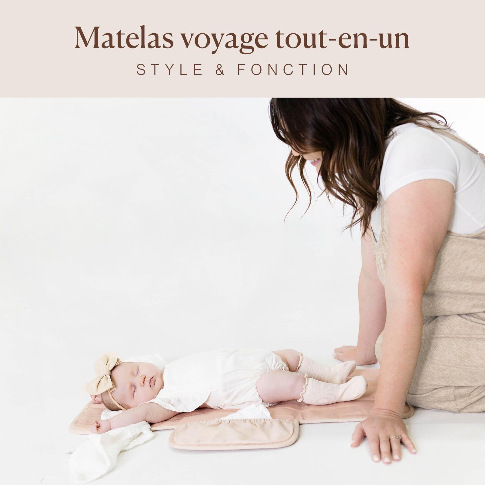 Toddlekind Mini Maven Matelas à Langer Nomade – Matelas à Langer Bébé en Coton Bio, Imperméable et Pliable, Tapis à Langer de Voyage avec Organiseur pour Sac à Langer