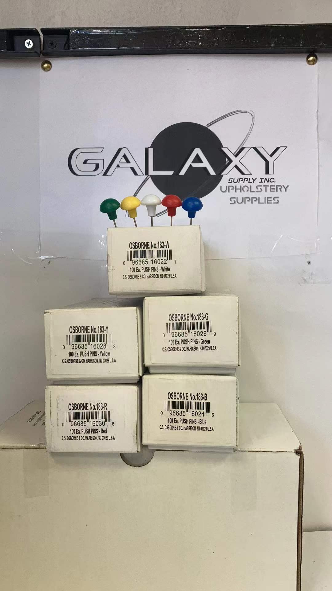 C.S. Osborne & Co. Brand, No. 183 Push Pins - Made in The U.S.A. (Green, 100)