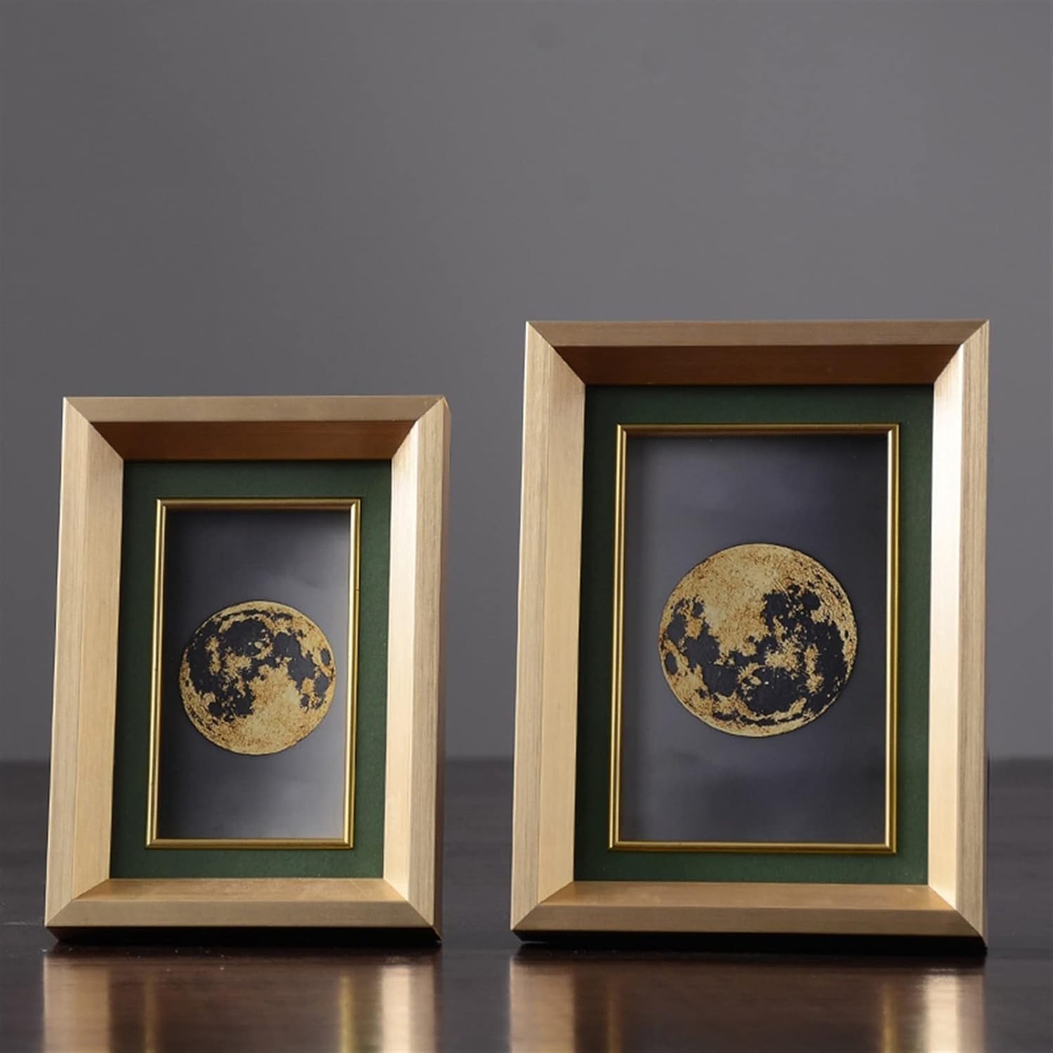 Photo Frame Classic Mouldings Brushed Gold Picture Frame Luxury Metal Photo Frame Desktop Display, Home Decoration Decoration Housewarming Wedding Gifts Display Pictures(4x6)
