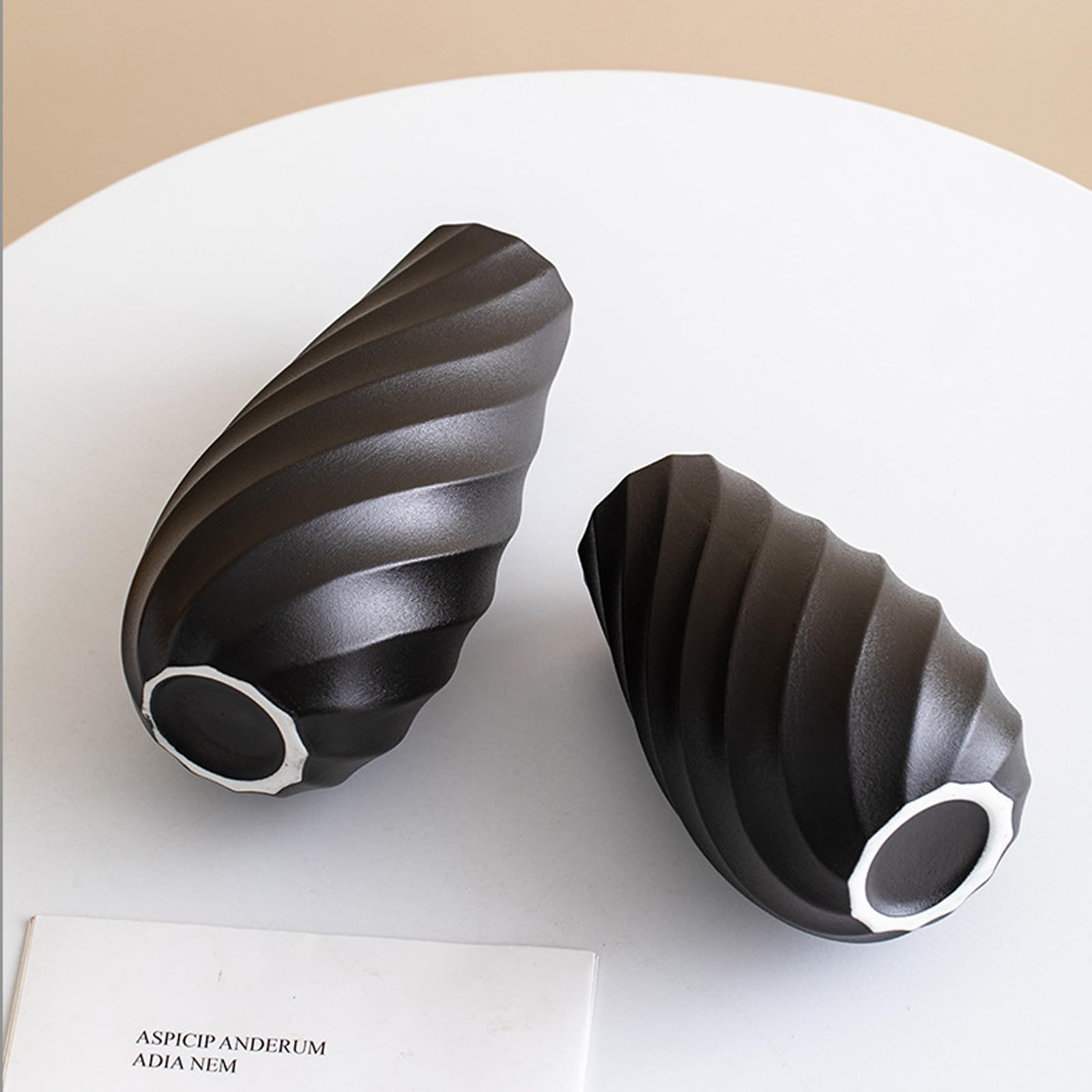Ceramiczny wazon mały wazon do dekoracji wnętrz mały wazon do rustykalnej dekoracji bohema skandynawska dekoracja salonu stół salon salon dom wiejski,White